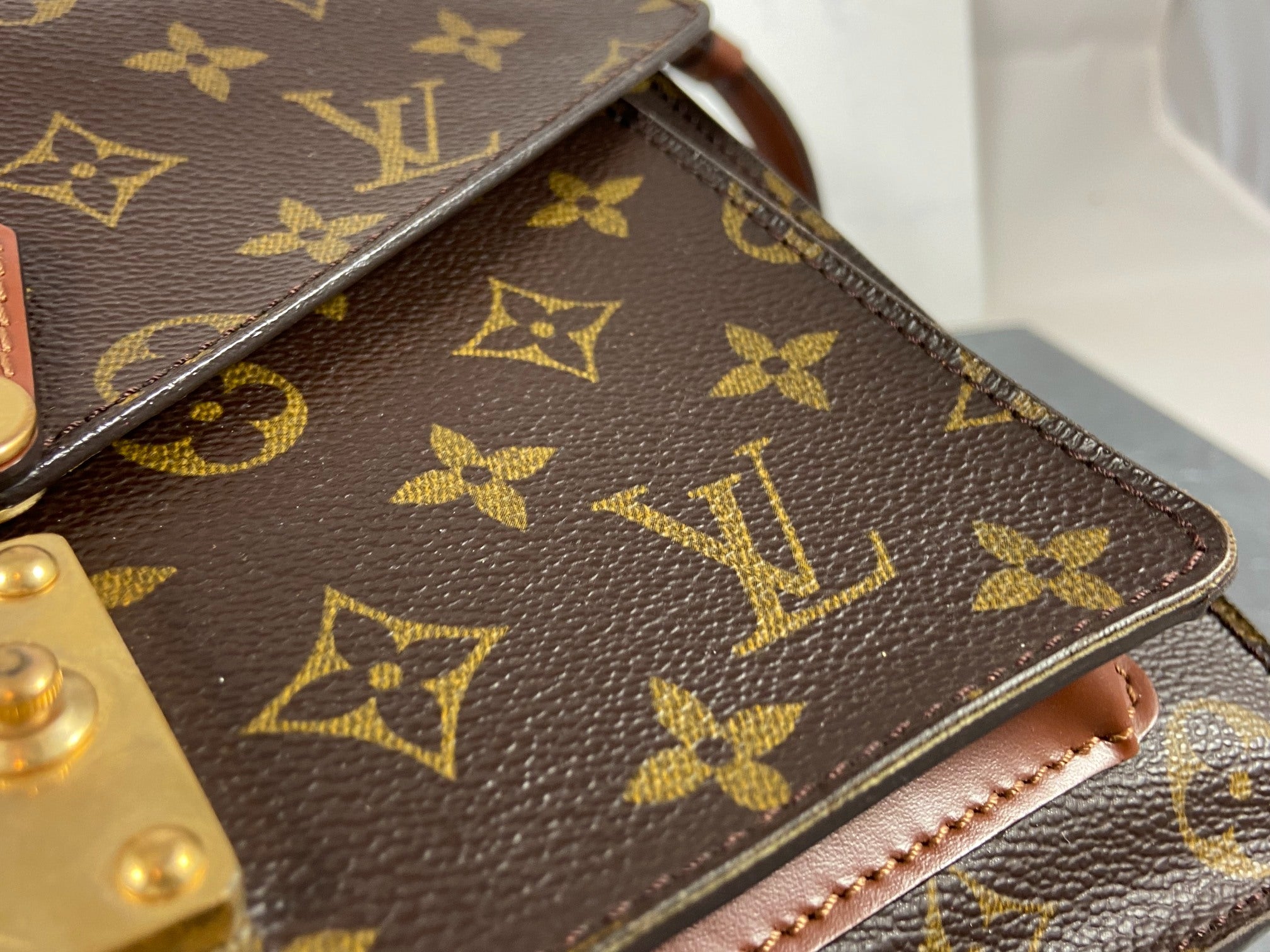 Louis Vuitton Monceau 28 Monogram Canvas