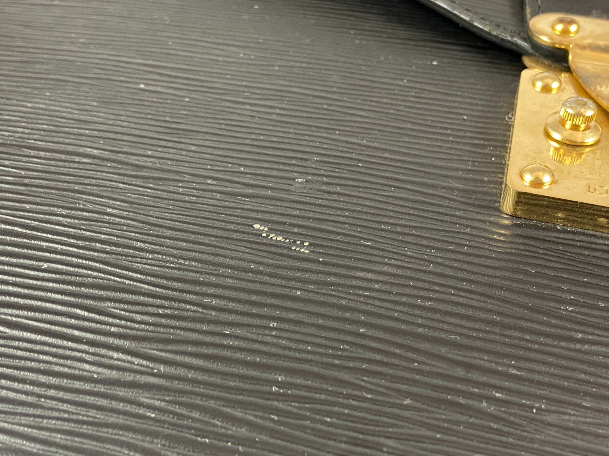 Louis Vuitton Porte Documents Conseiller Black Epi Leather