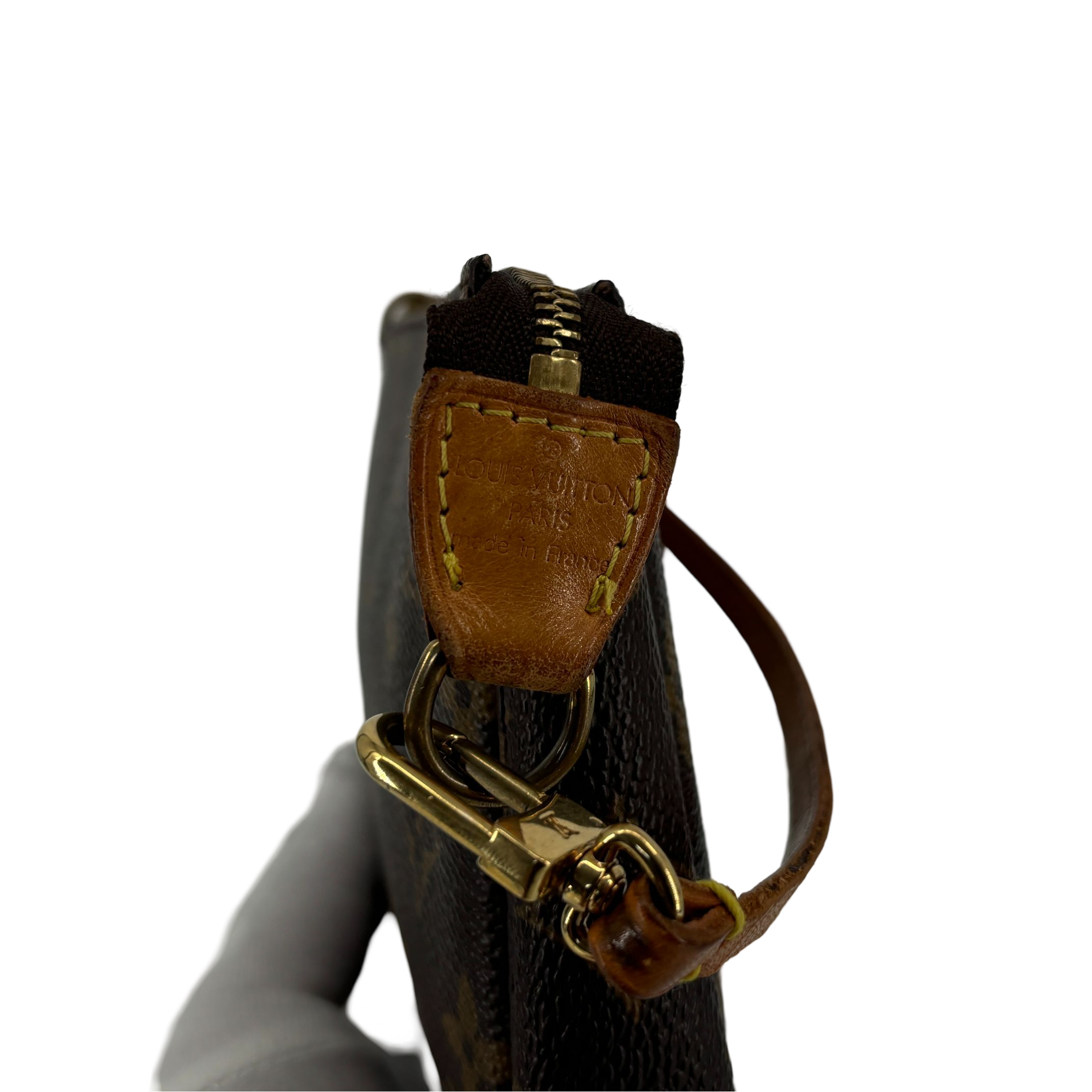 Louis Vuitton Pochette Accessoires Monogram Canvas incl. Dustbag