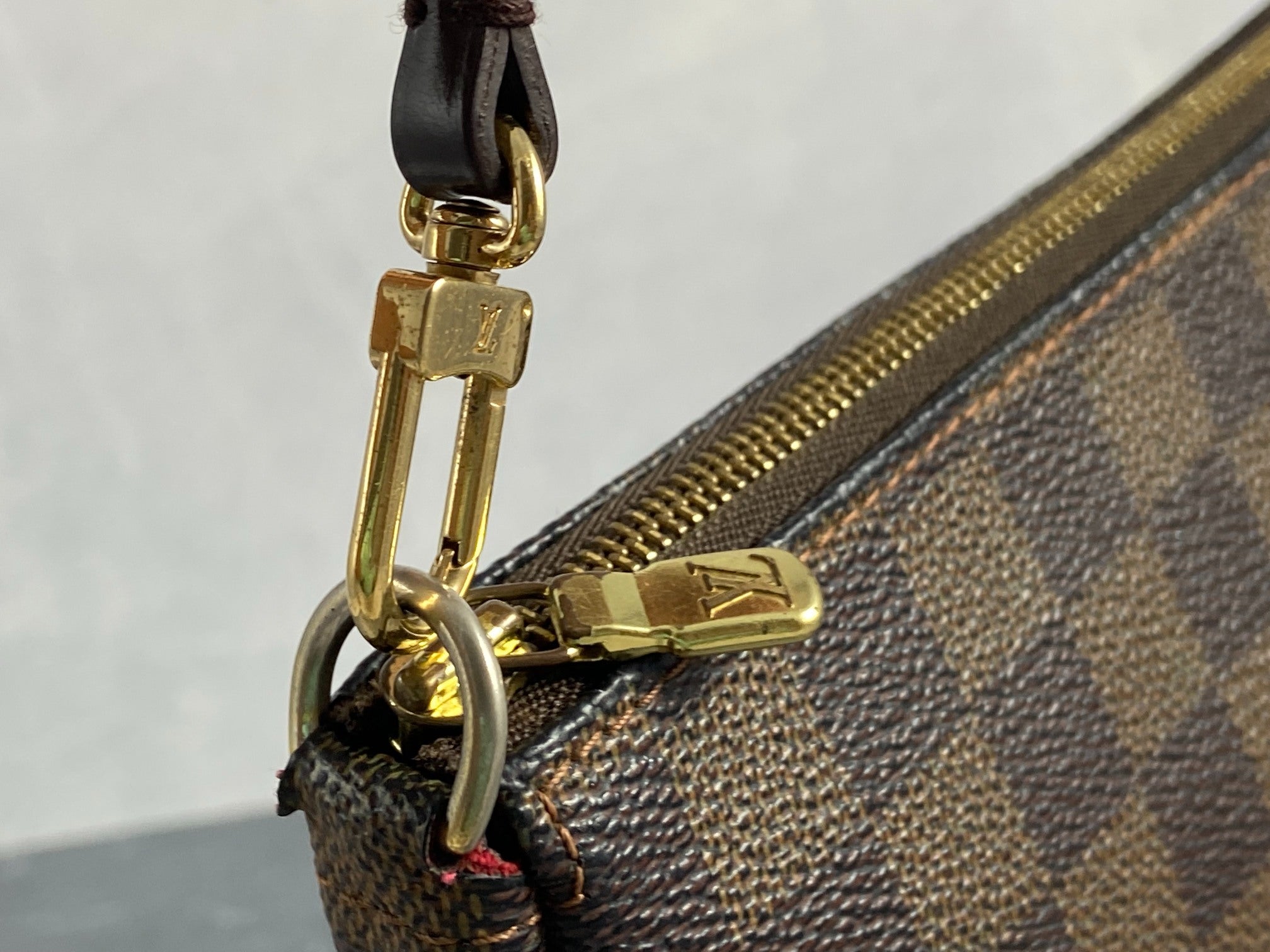 Louis Vuitton Pochette Accessoires Damier Ebene Canvas