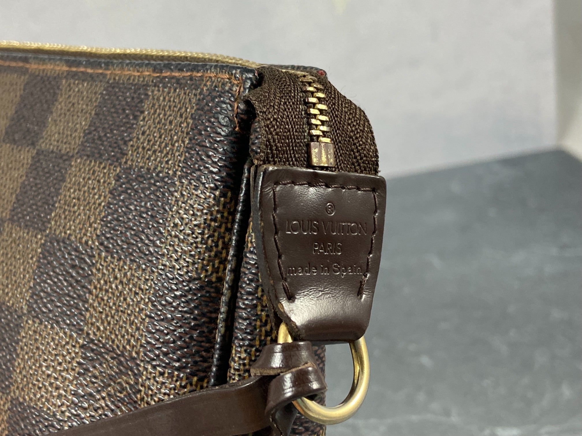 Louis Vuitton Pochette Accessoires Damier Ebene Canvas
