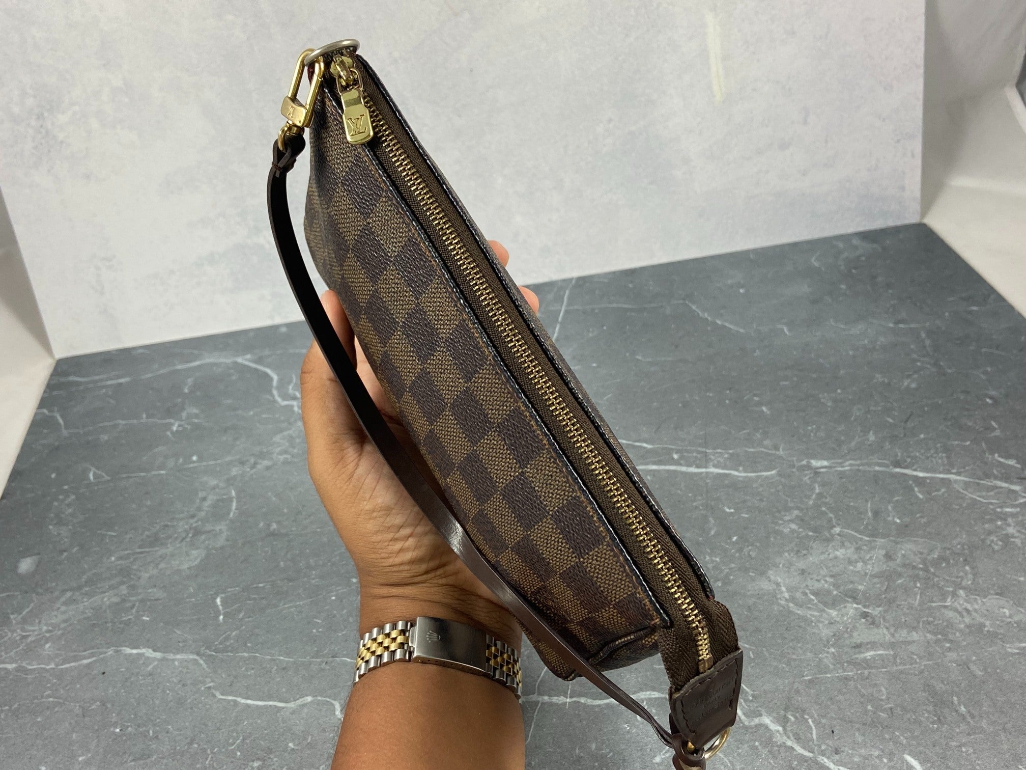 Louis Vuitton Pochette Accessoires Damier Ebene Canvas