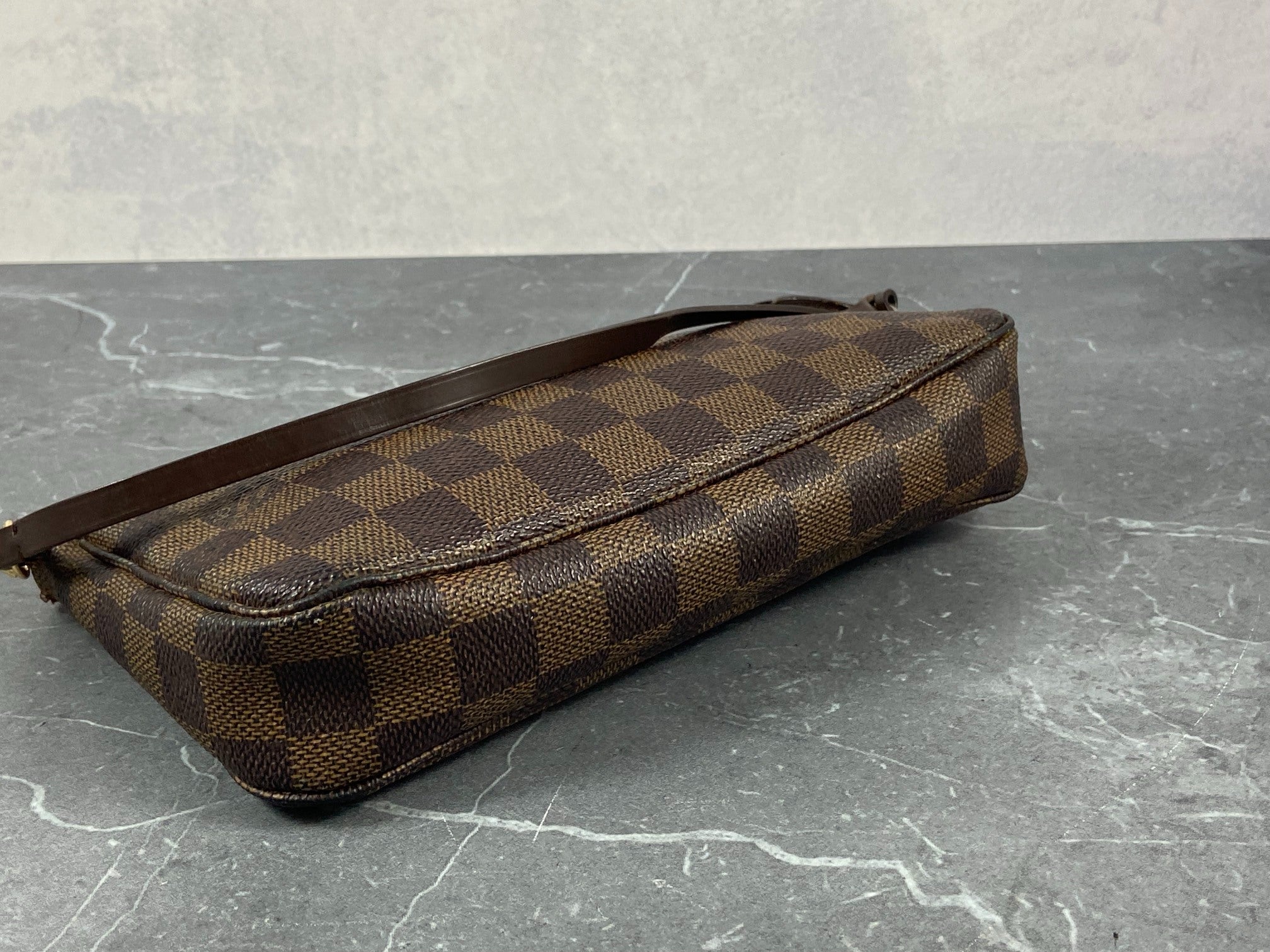 Louis Vuitton Pochette Accessoires Damier Ebene Canvas