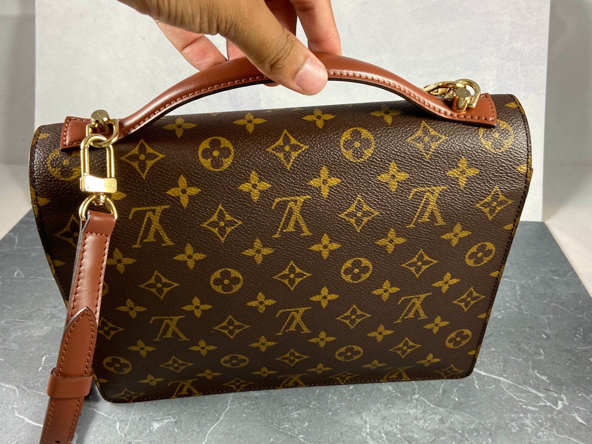 Louis Vuitton Monceau 28 Monogram Canvas