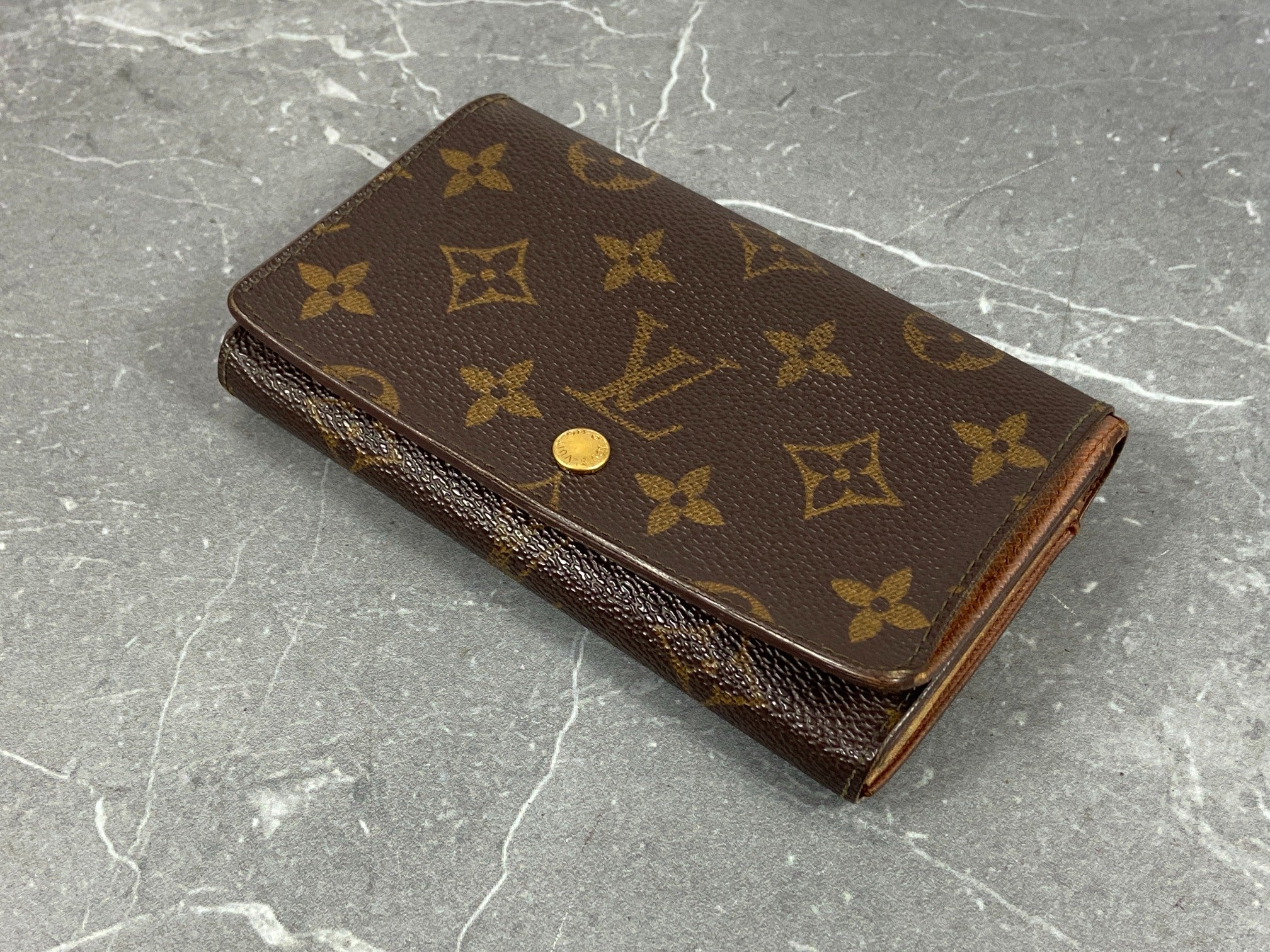 Louis Vuitton Porte-Monnaie Tresor Monogram Canvas