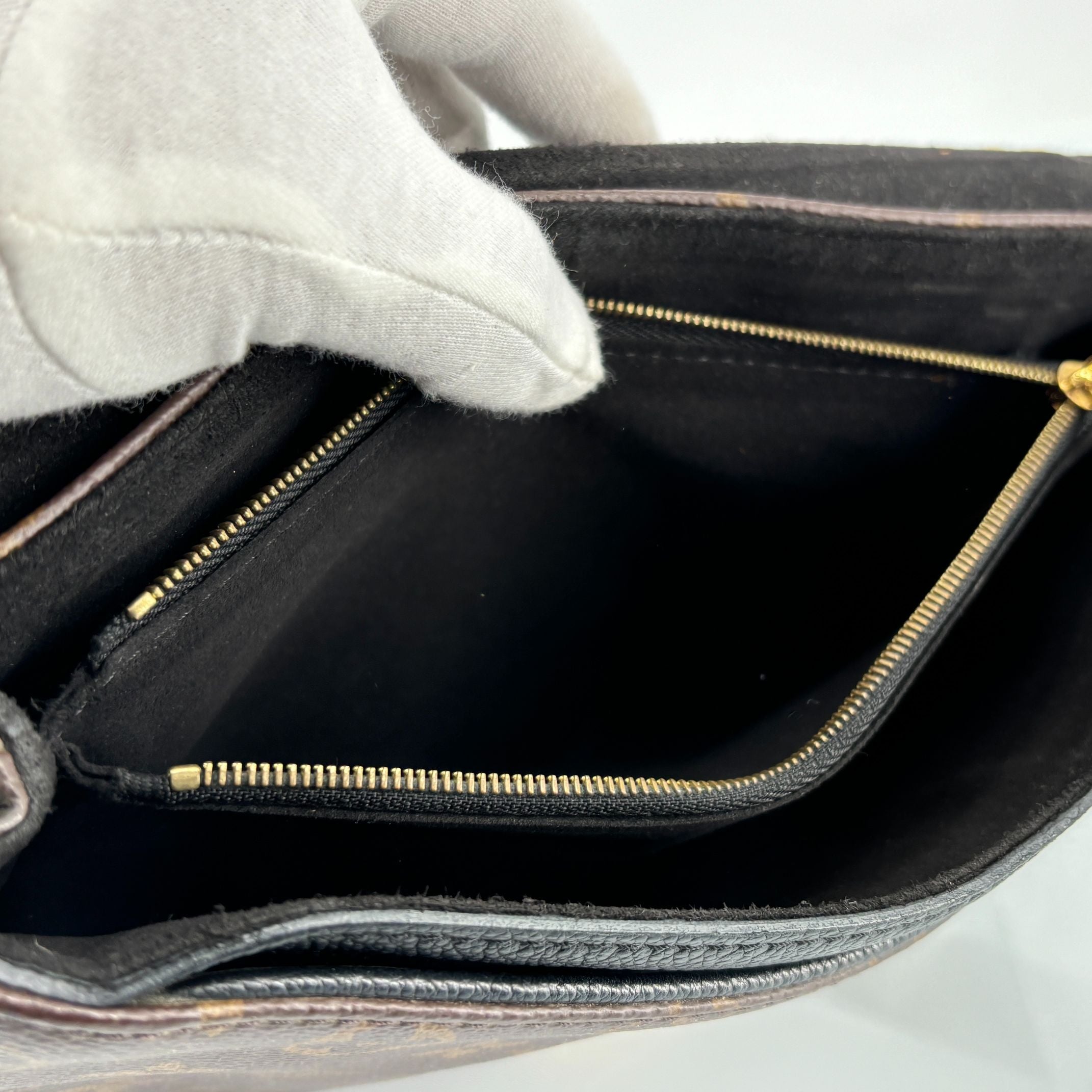 Louis Vuitton Pallas Chain Bag Monogram Canvas Black