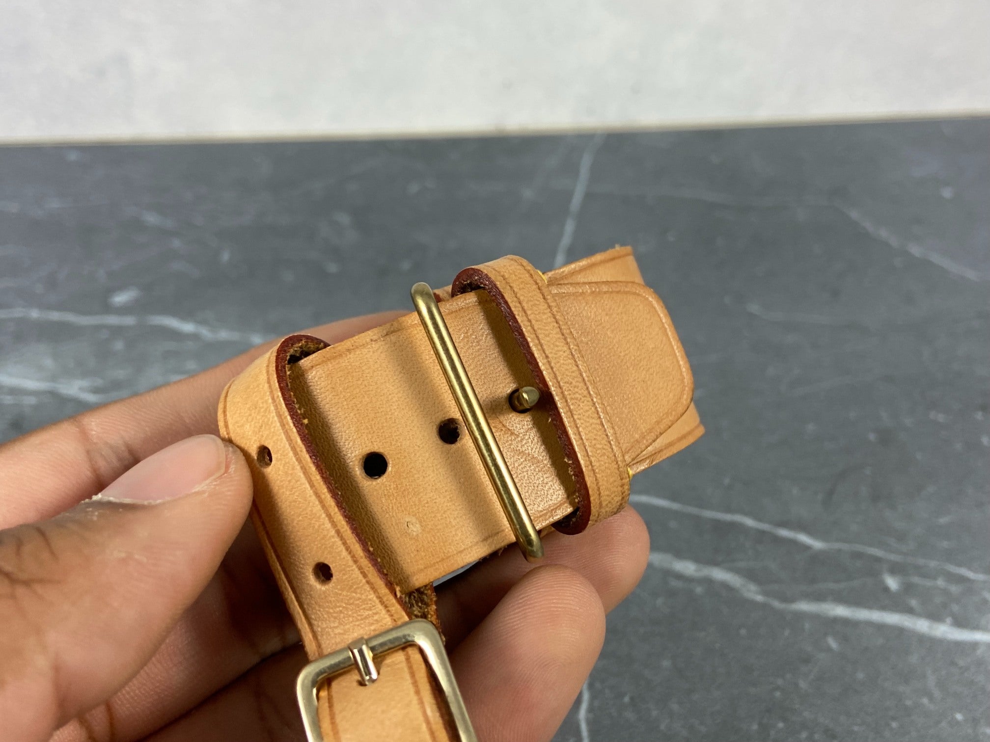 Louis Vuitton Luggage Tag & Handle Belt Beige Vachetta Leather