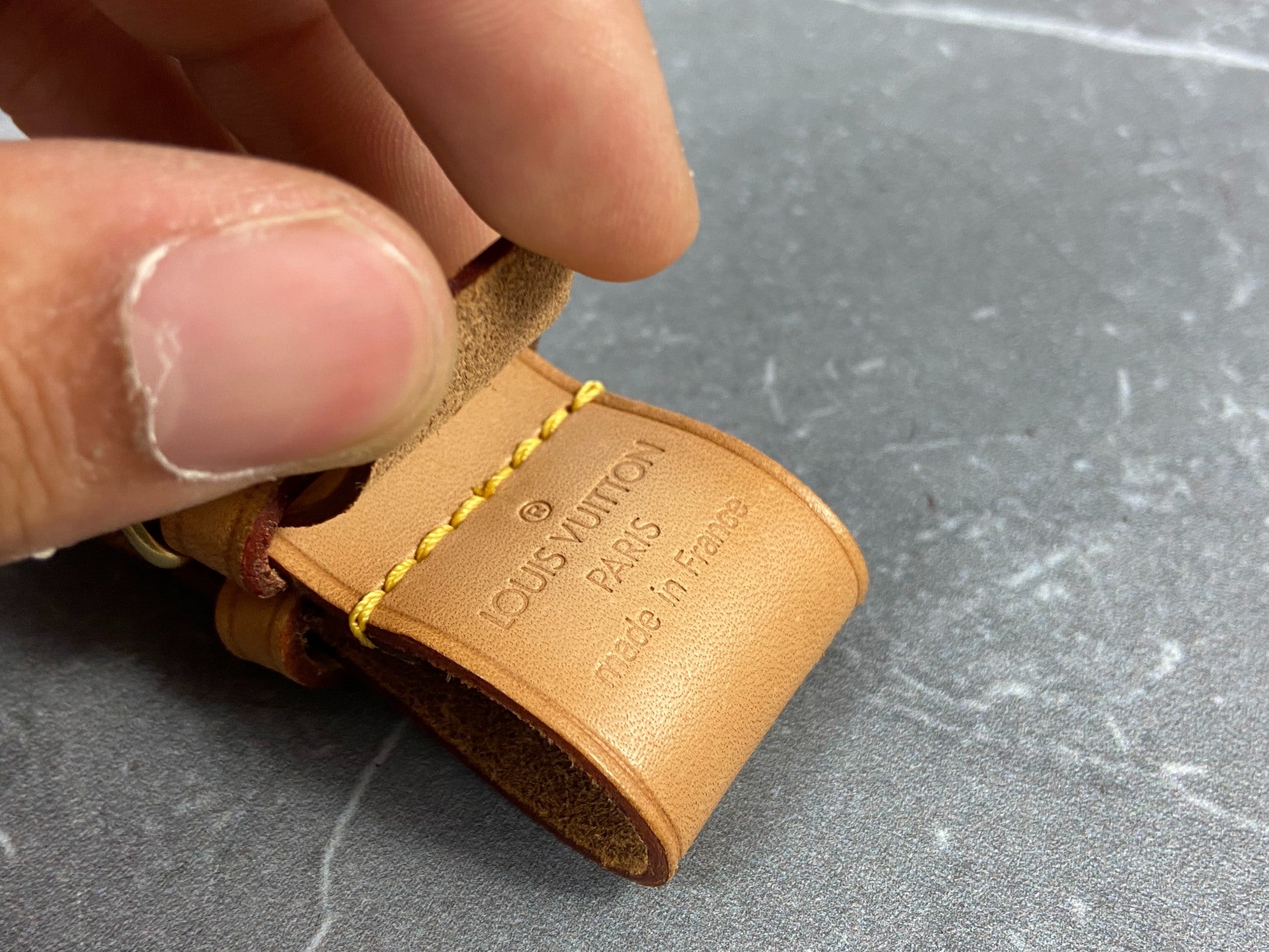 Louis Vuitton Luggage Tag & Handle Belt Beige Vachetta Leather