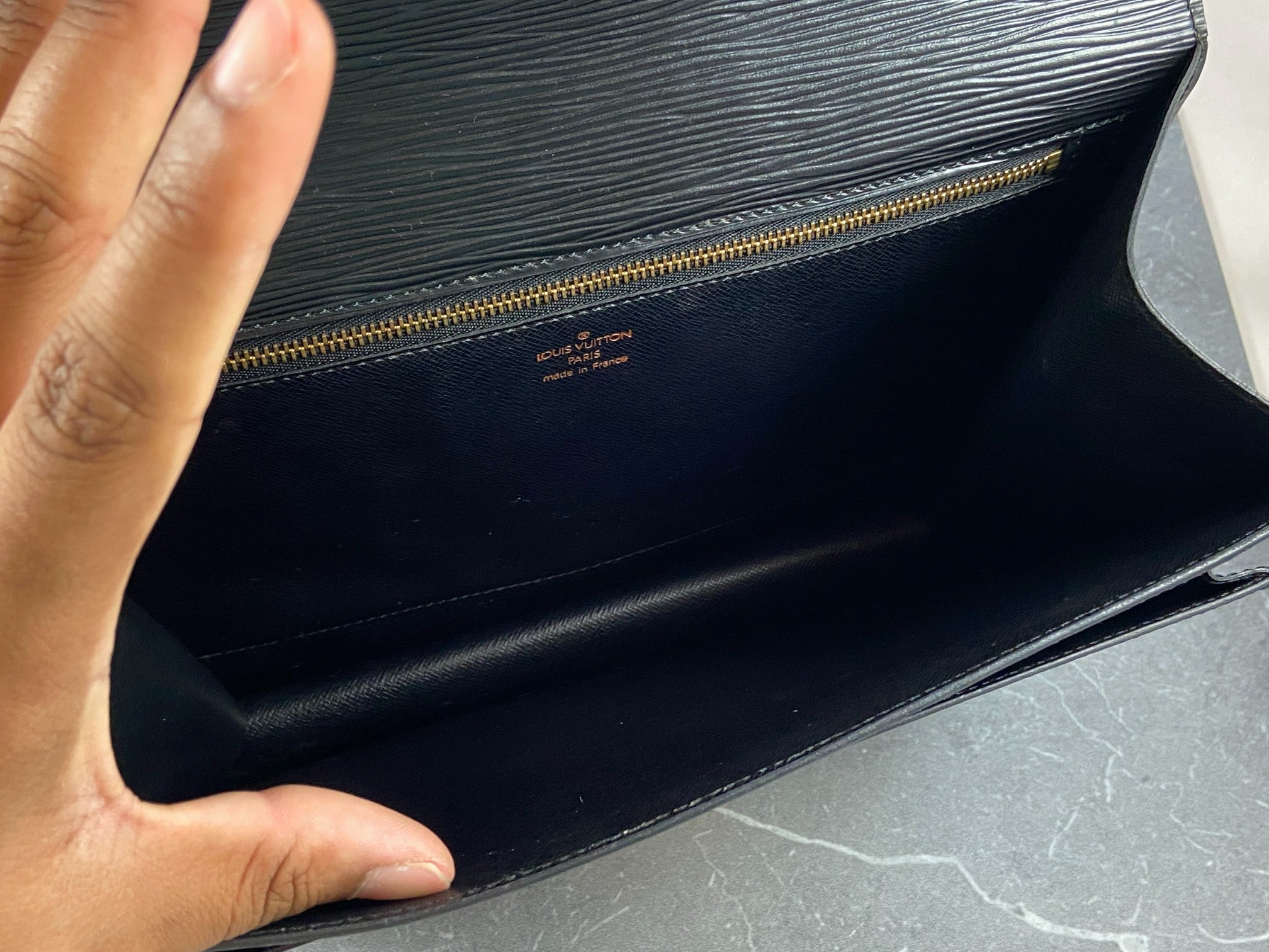 Louis Vuitton Monceau 28 Black Epi Leather