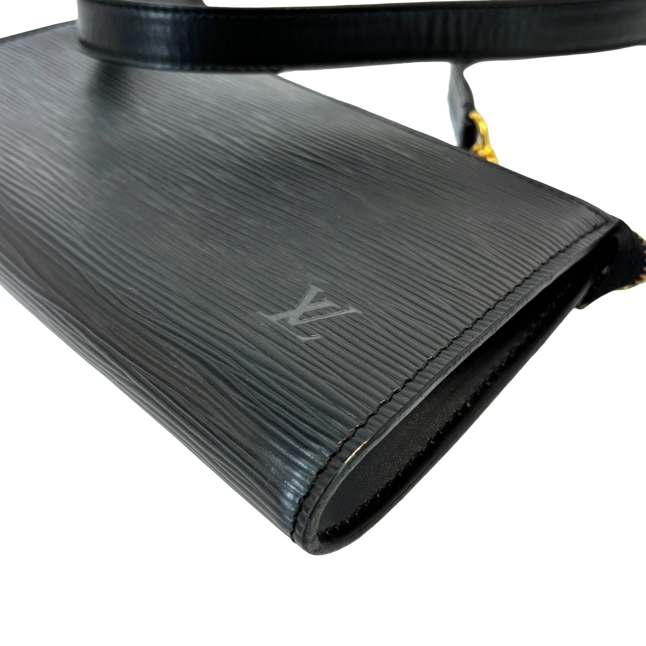 Louis Vuitton Pochette Accessoires Black Epi Leather