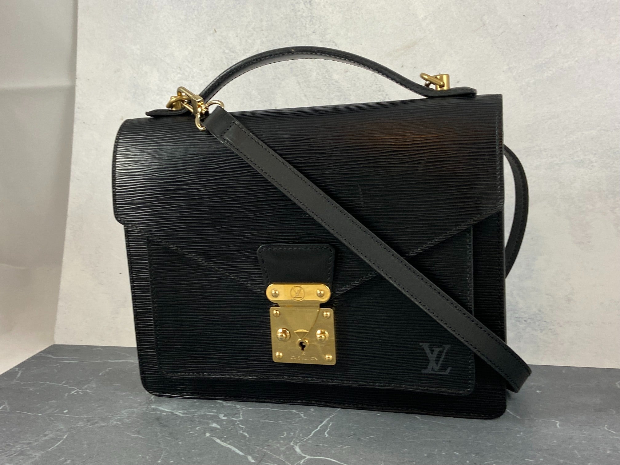 Louis Vuitton Monceau 28 Black Epi Leather