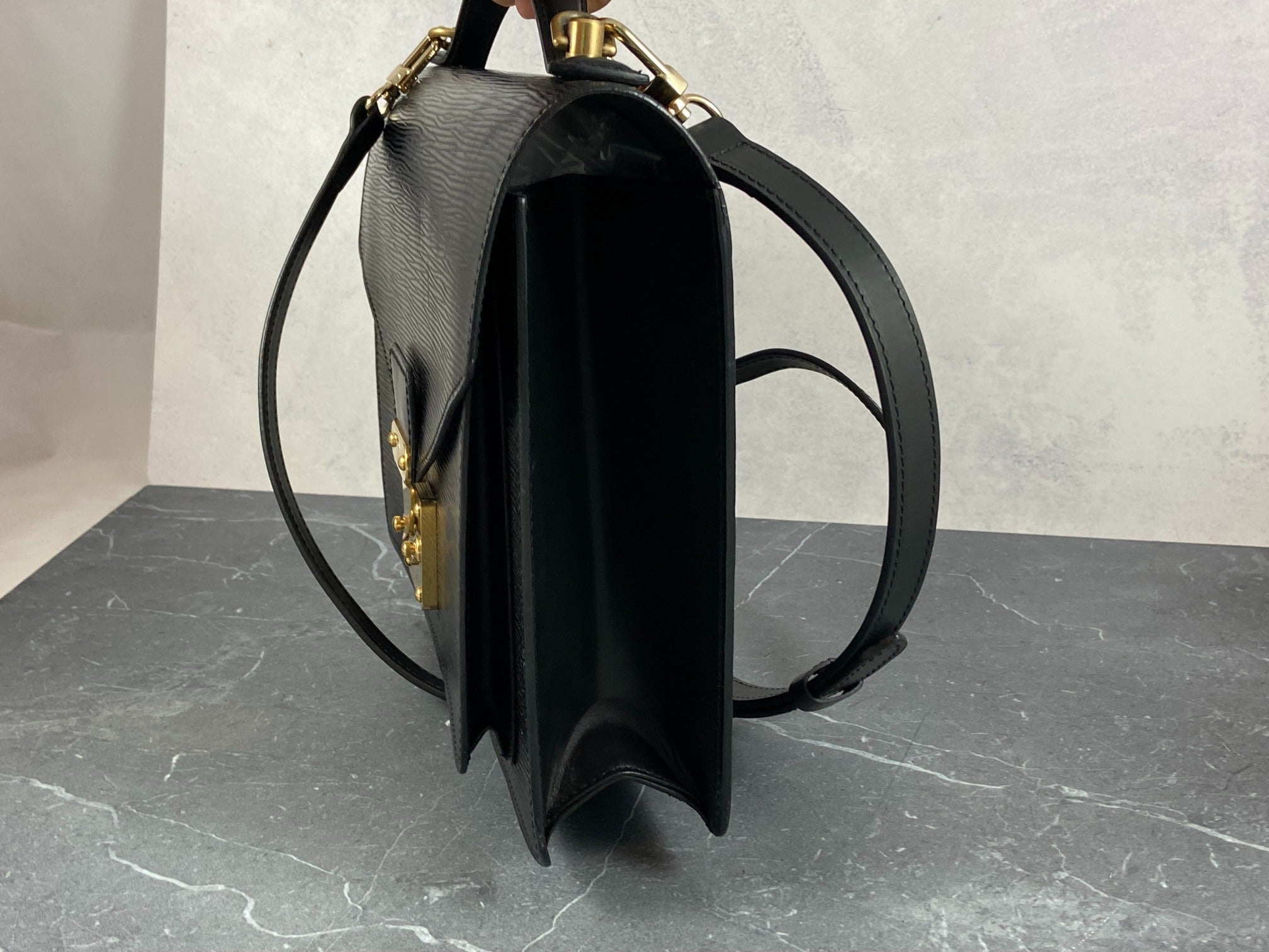 Louis Vuitton Monceau 28 Black Epi Leather