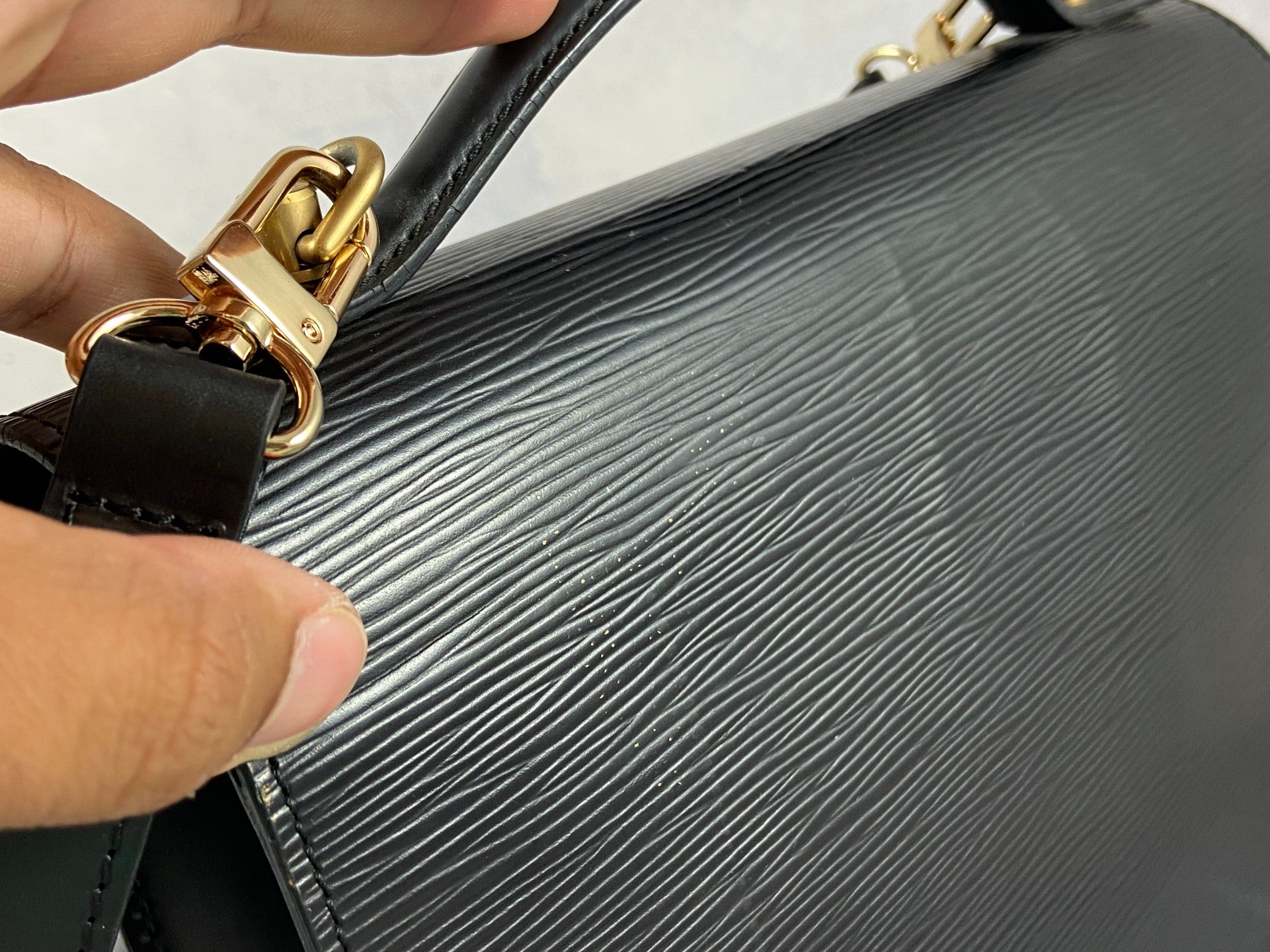 Louis Vuitton Monceau 28 Black Epi Leather