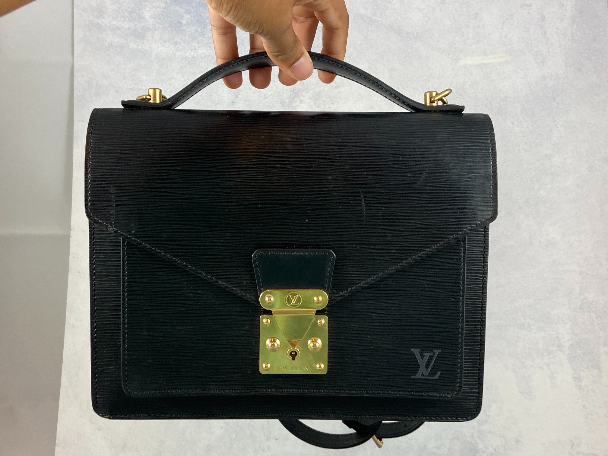 Louis Vuitton Monceau 28 Black Epi Leather
