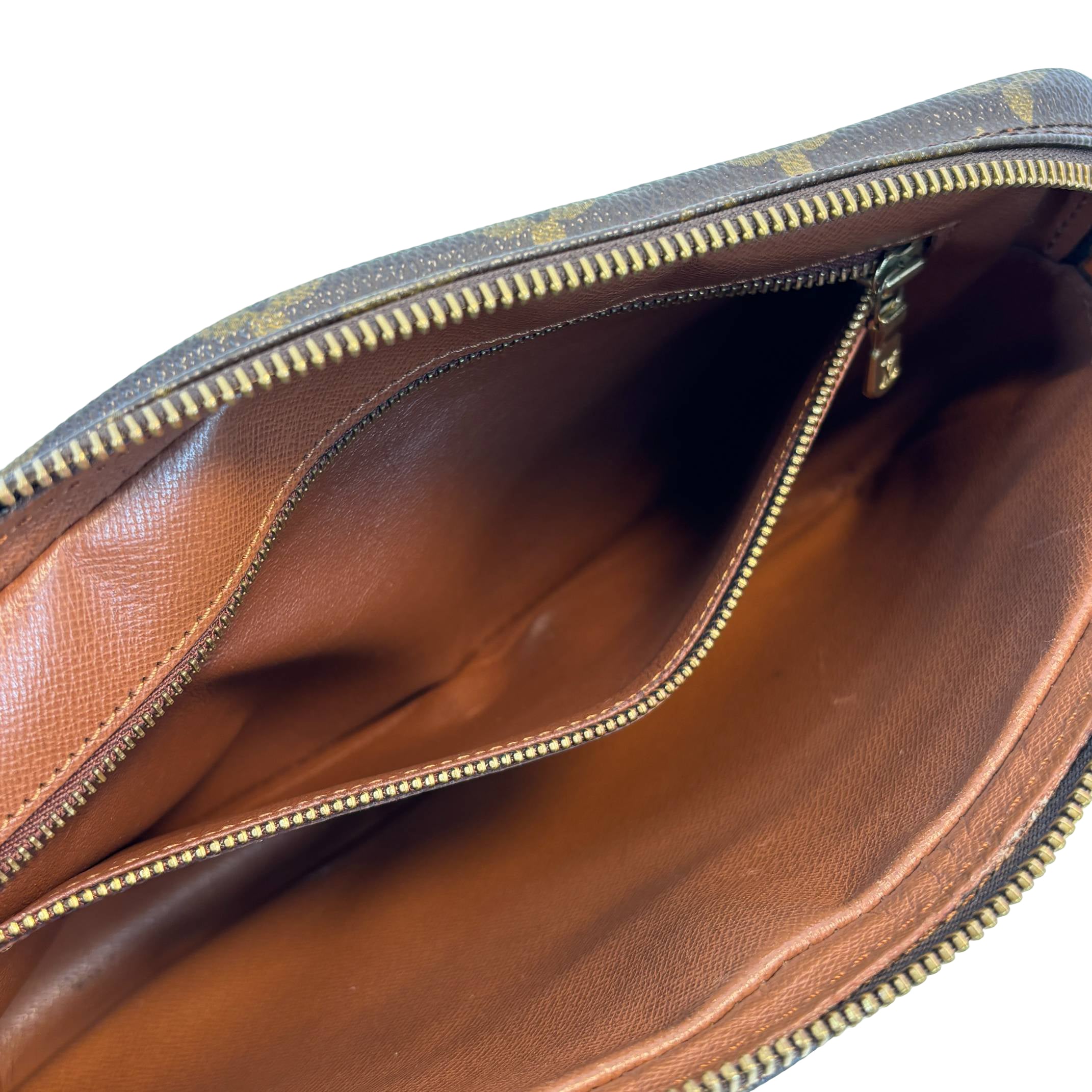 Louis Vuitton Marly Dragonne Clutch Monogram Canvas