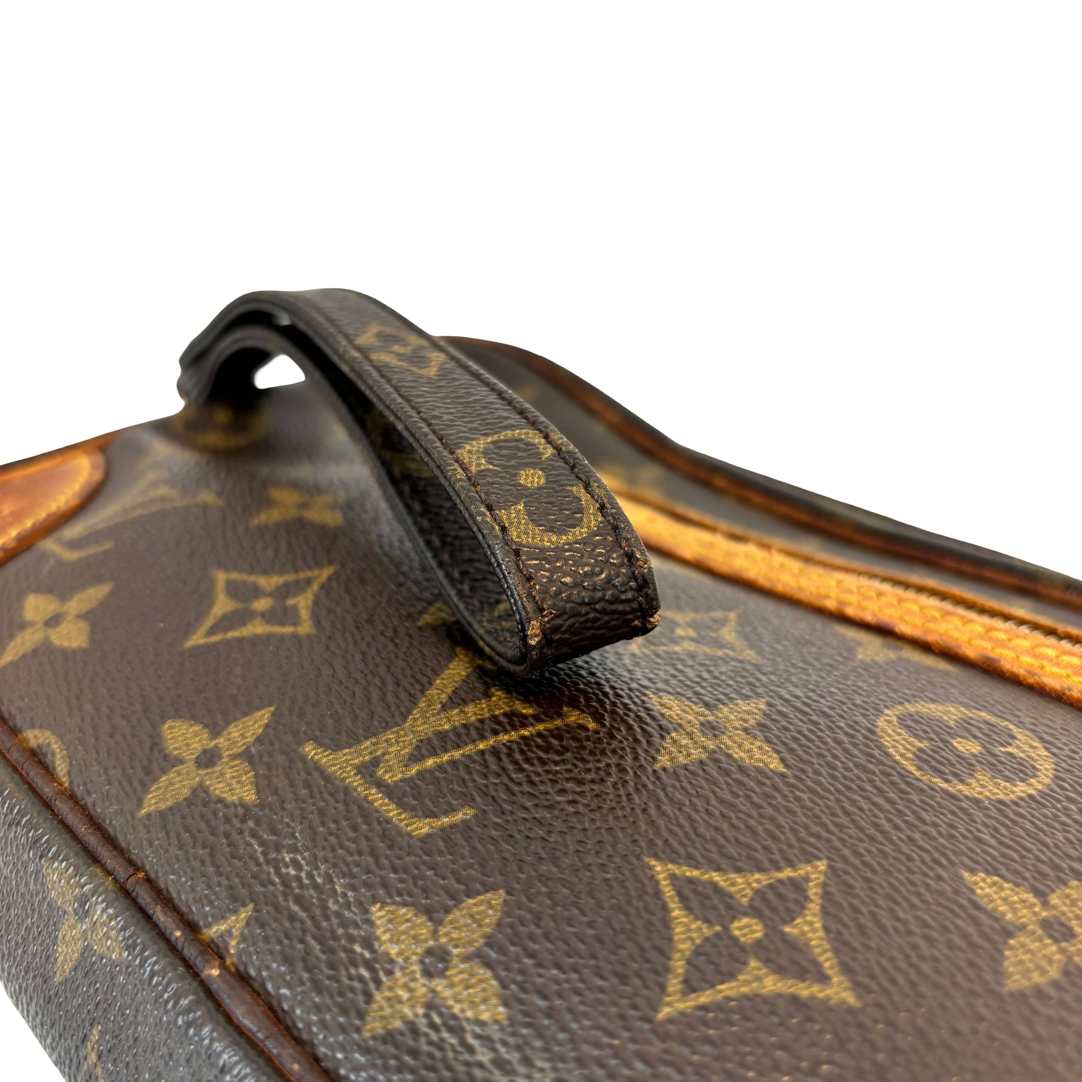 Louis Vuitton Marly Dragonne Clutch Monogram Canvas