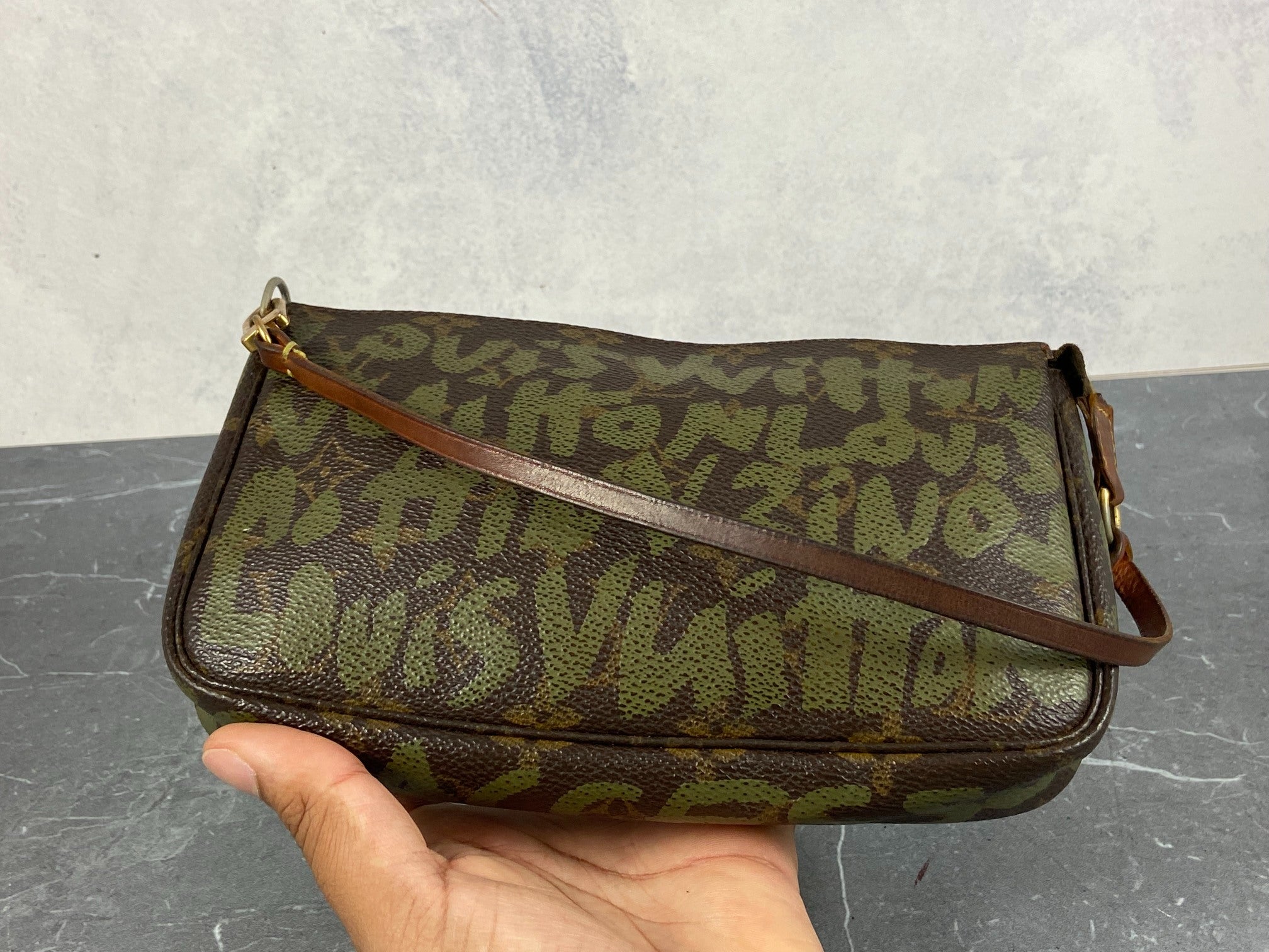 Louis Vuitton x Stephen Sprouse Pochette Accessoires Graffiti Green
