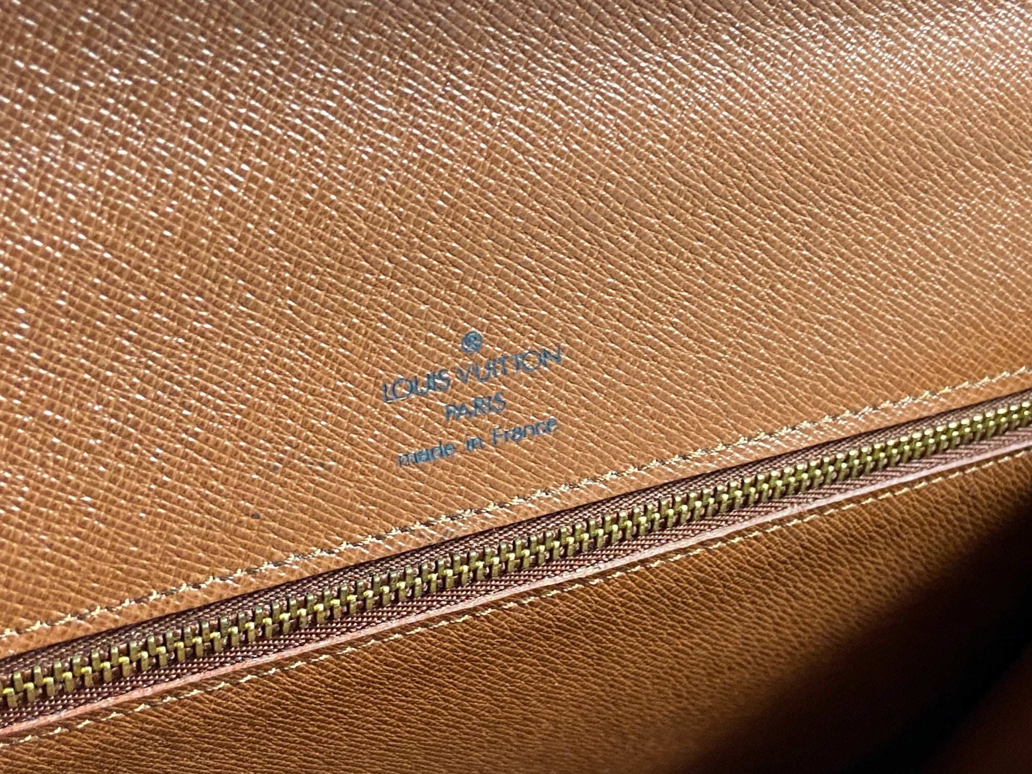 Louis Vuitton Monceau 26 Monogram Canvas