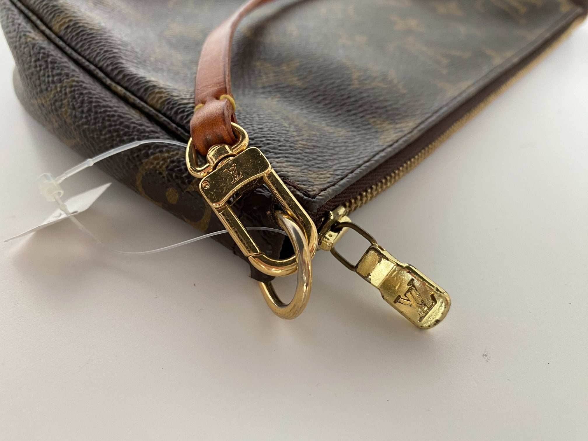 Louis Vuitton Pochette Accessoires Monogram Canvas