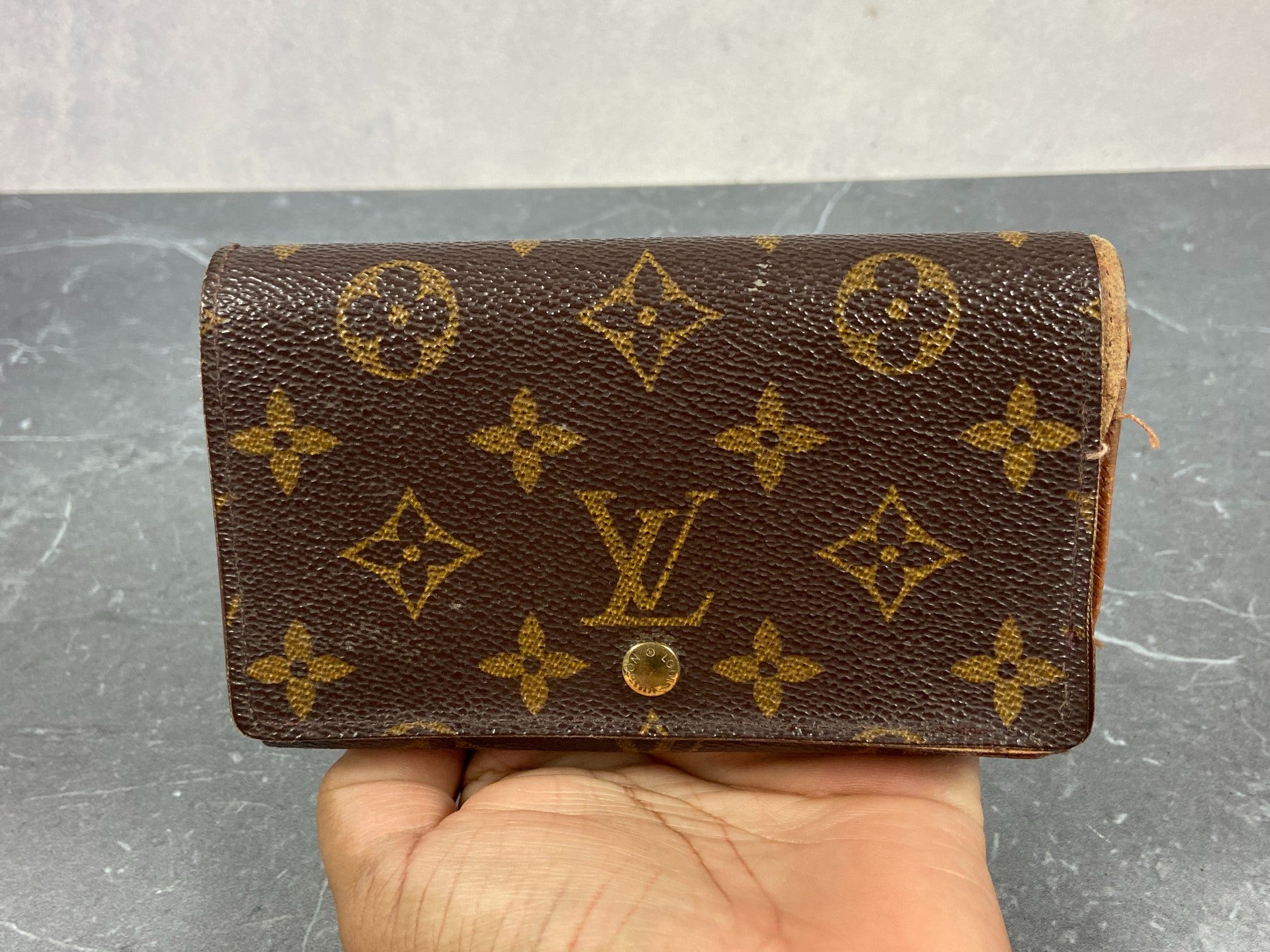 Louis Vuitton Porte-Monnaie Tresor Monogram Canvas