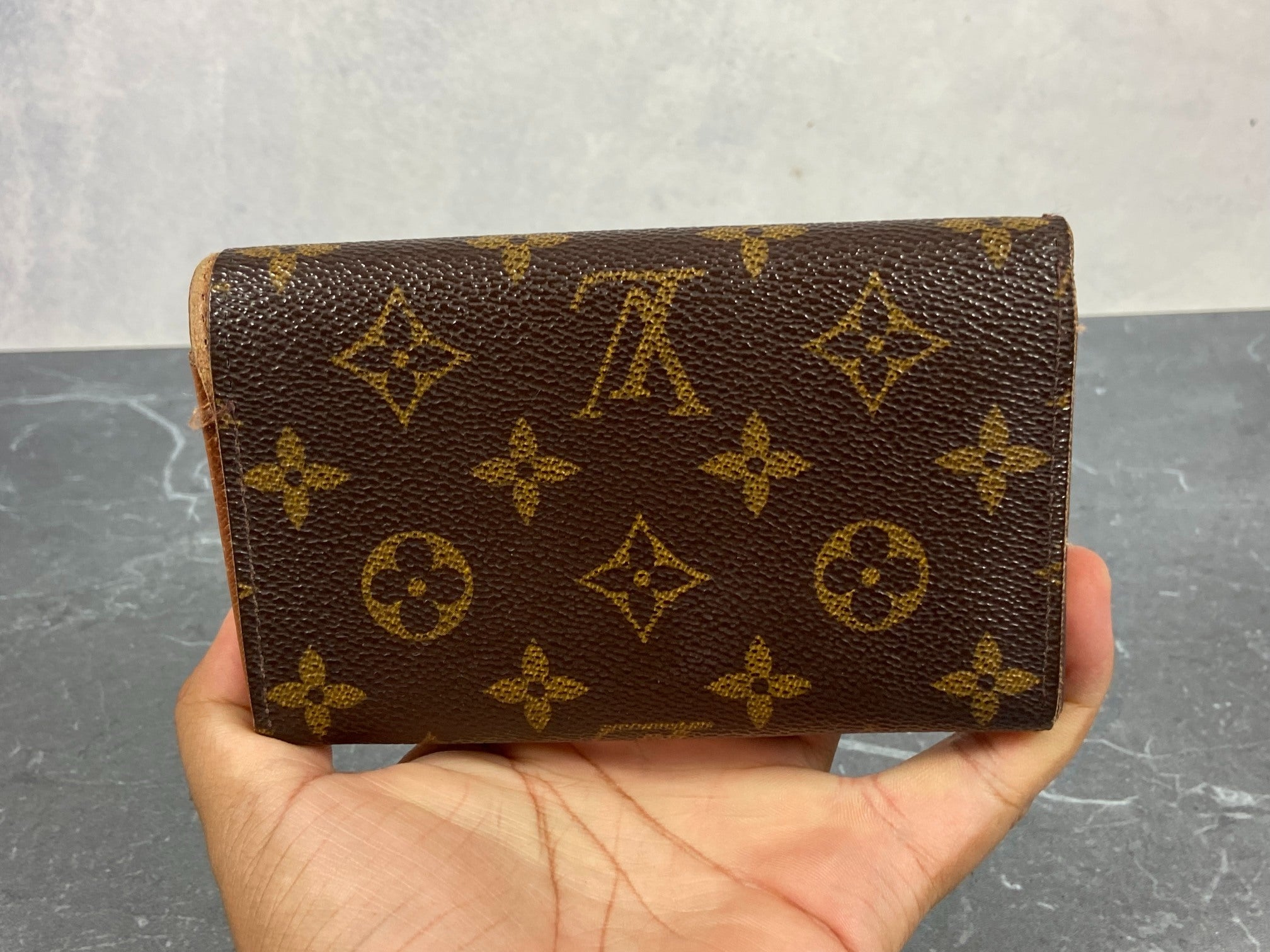 Louis Vuitton Porte-Monnaie Tresor Monogram Canvas