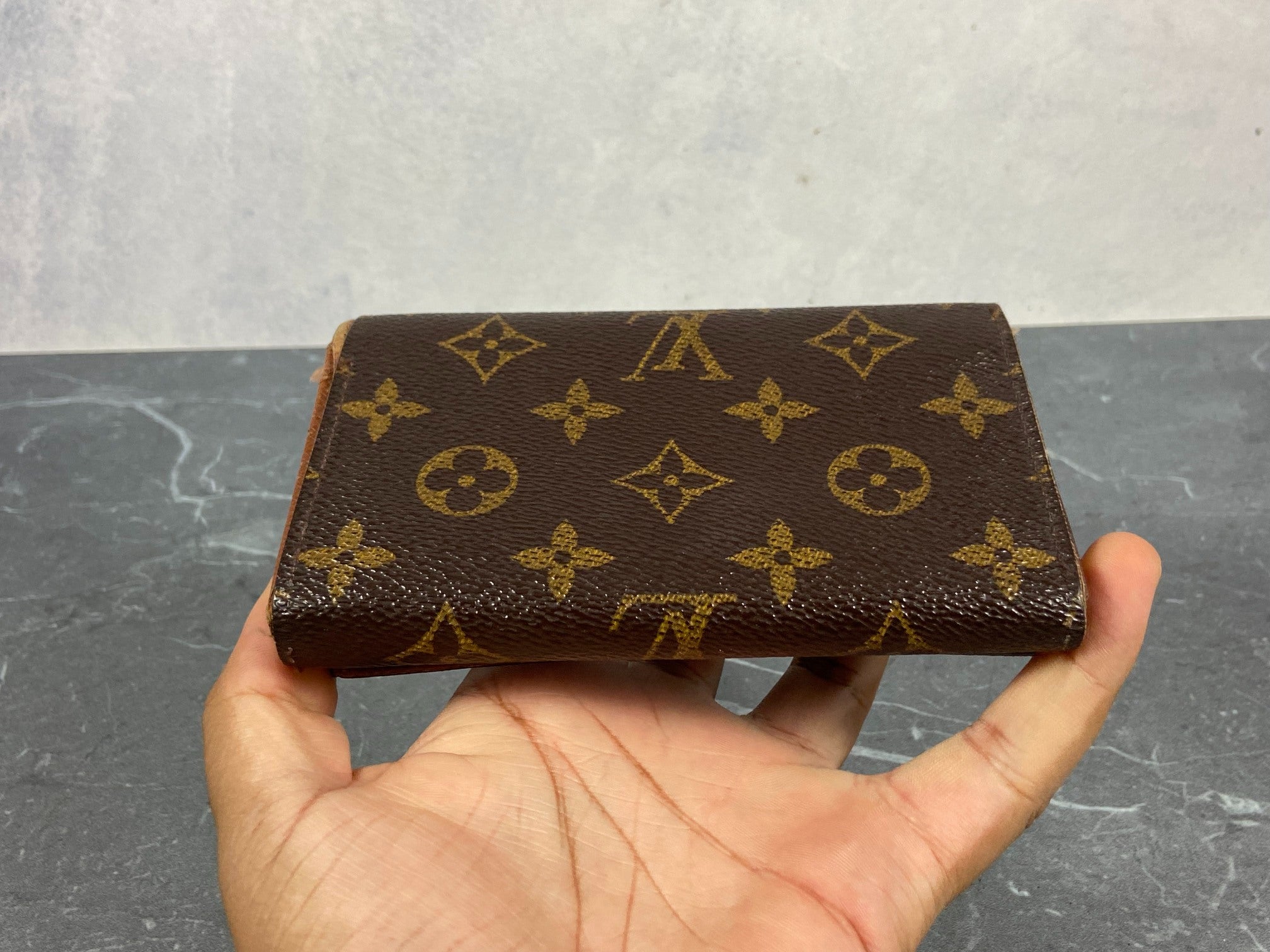 Louis Vuitton Porte-Monnaie Tresor Monogram Canvas