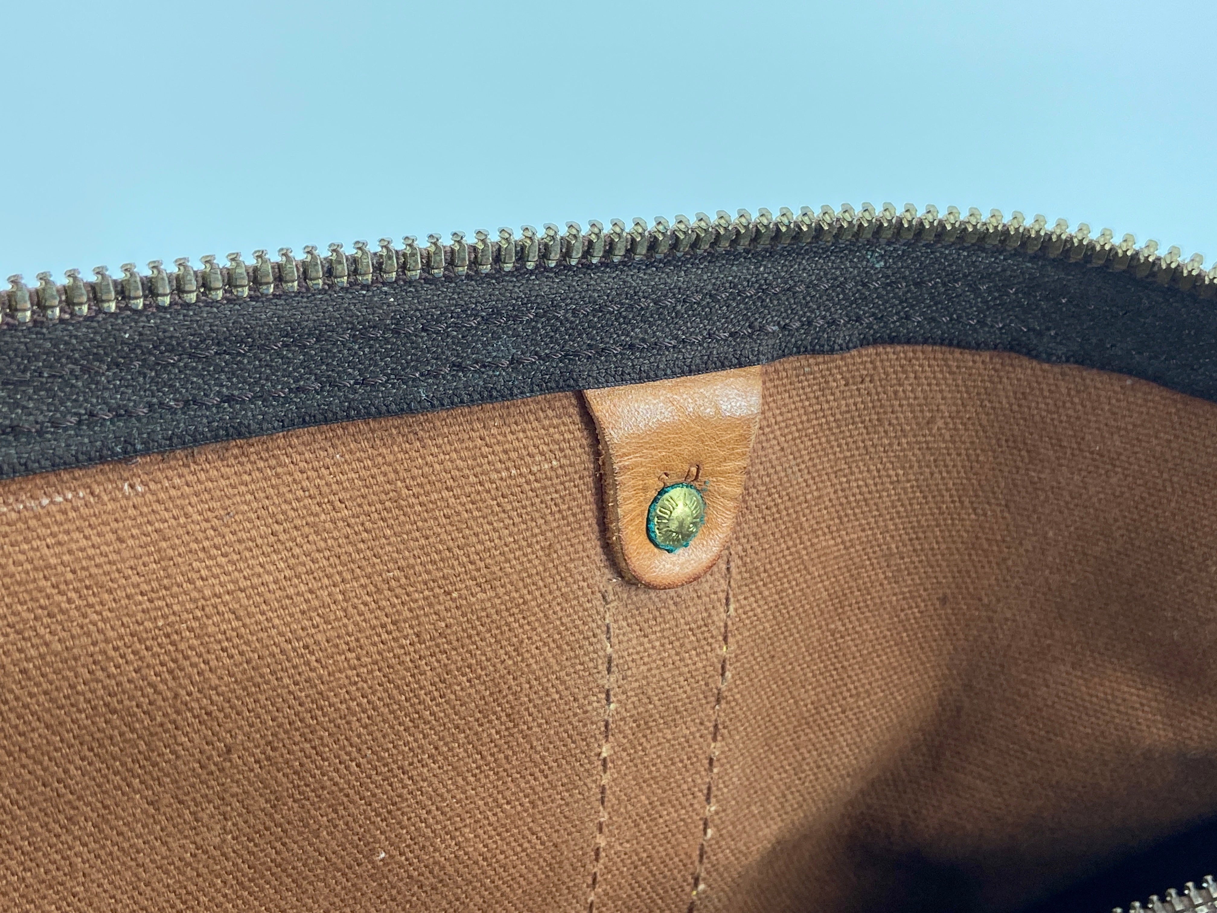 Louis Vuitton Keepall 50 Bandoulière Monogram Canvas