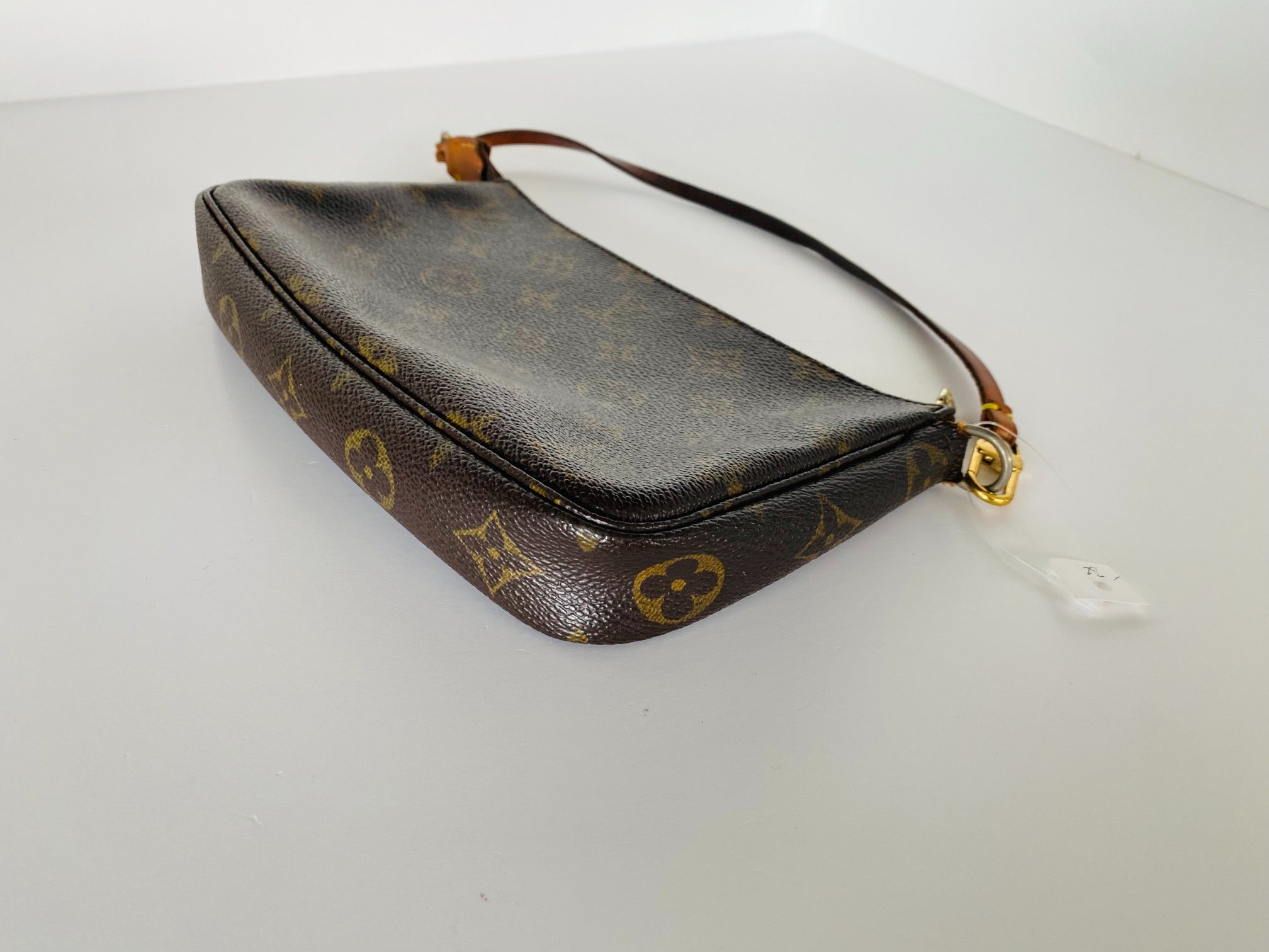 Louis Vuitton Pochette Accessoires Monogram Canvas