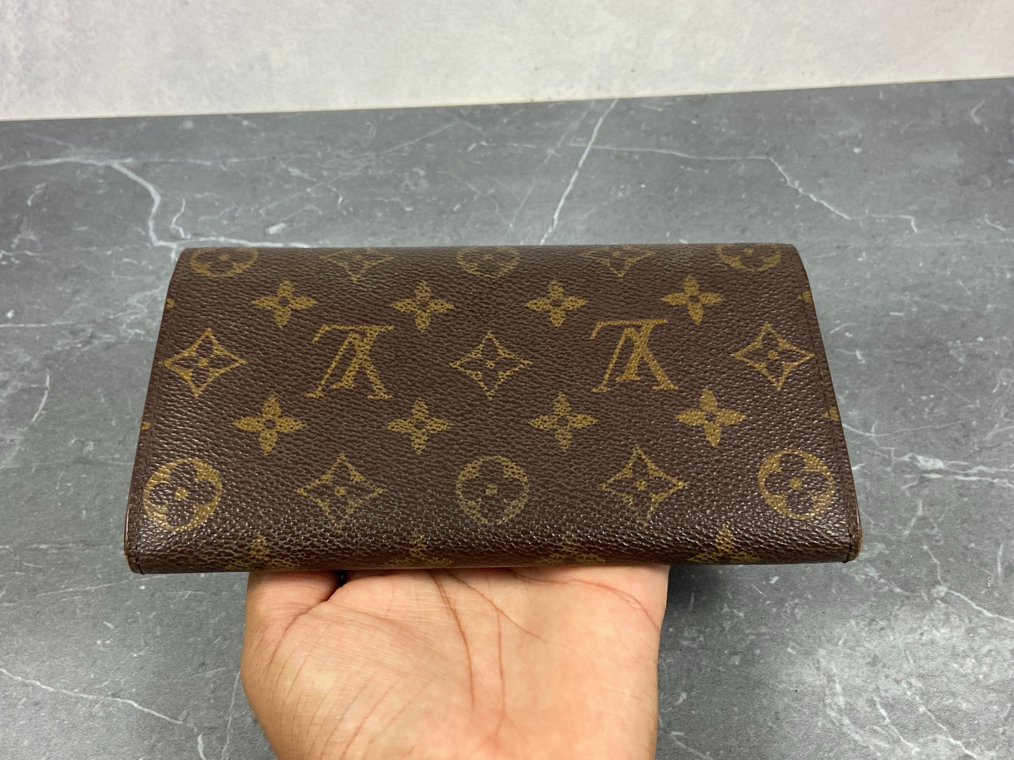 Louis Vuitton Sarah Wallet Monogram Canvas