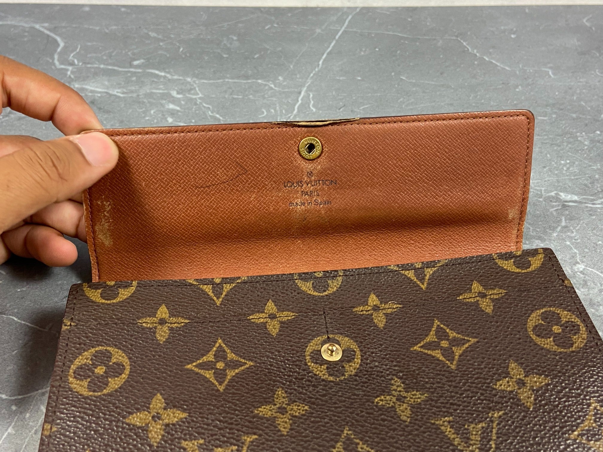Louis Vuitton Sarah Wallet Monogram Canvas