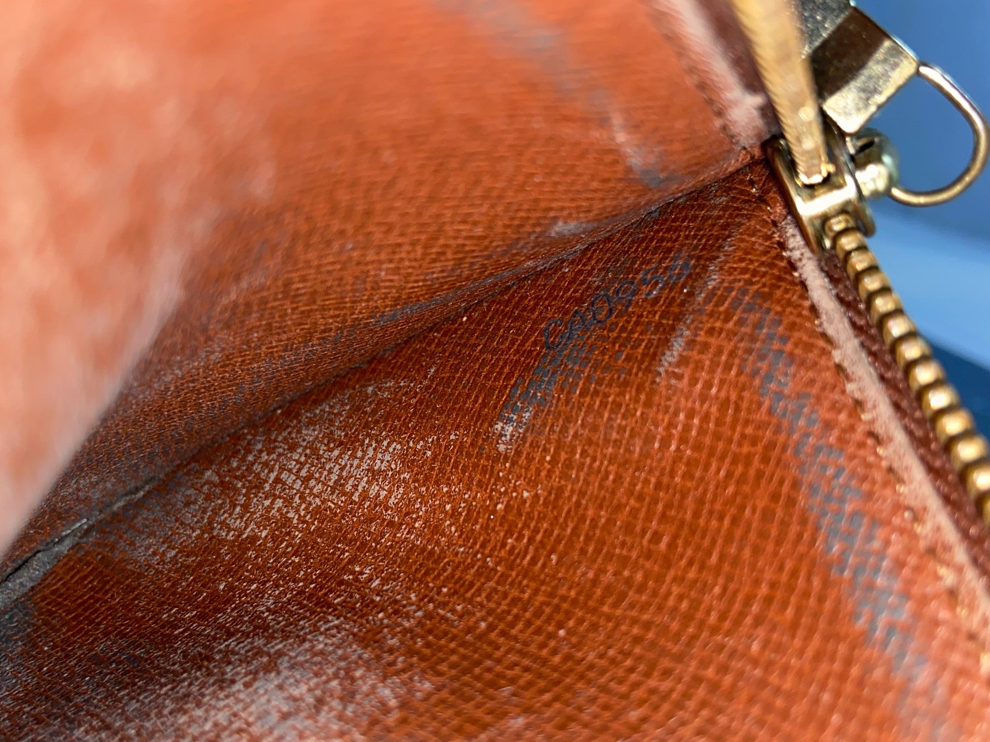 Louis Vuitton Sarah Wallet Monogram Canvas