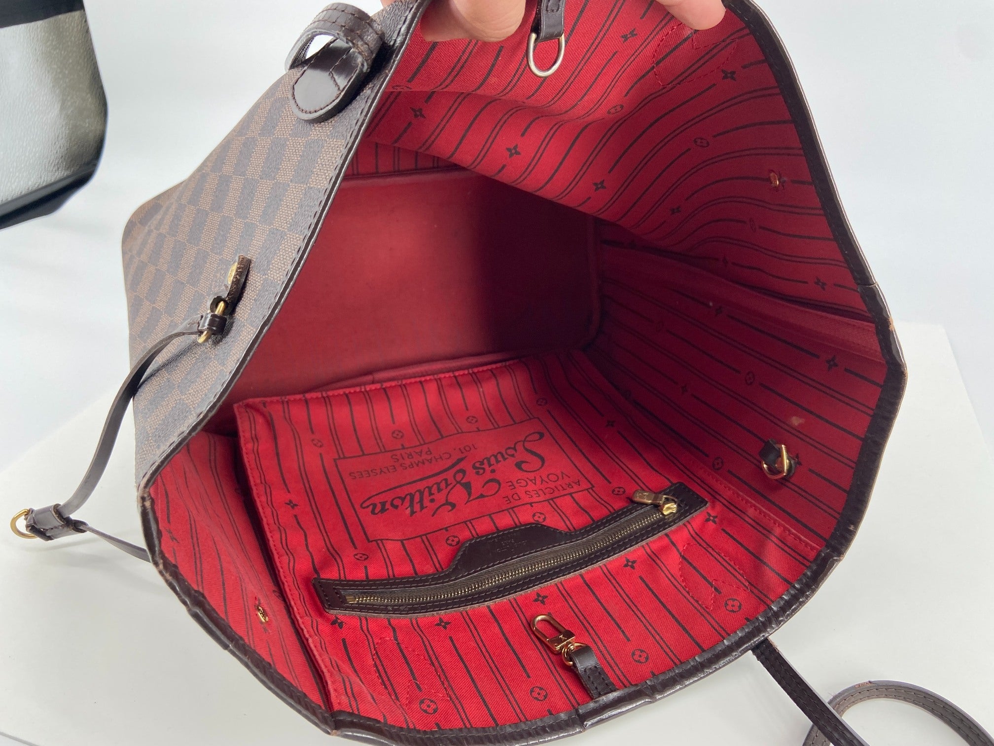 Louis Vuitton Neverfull MM Damier Ebene Canvas