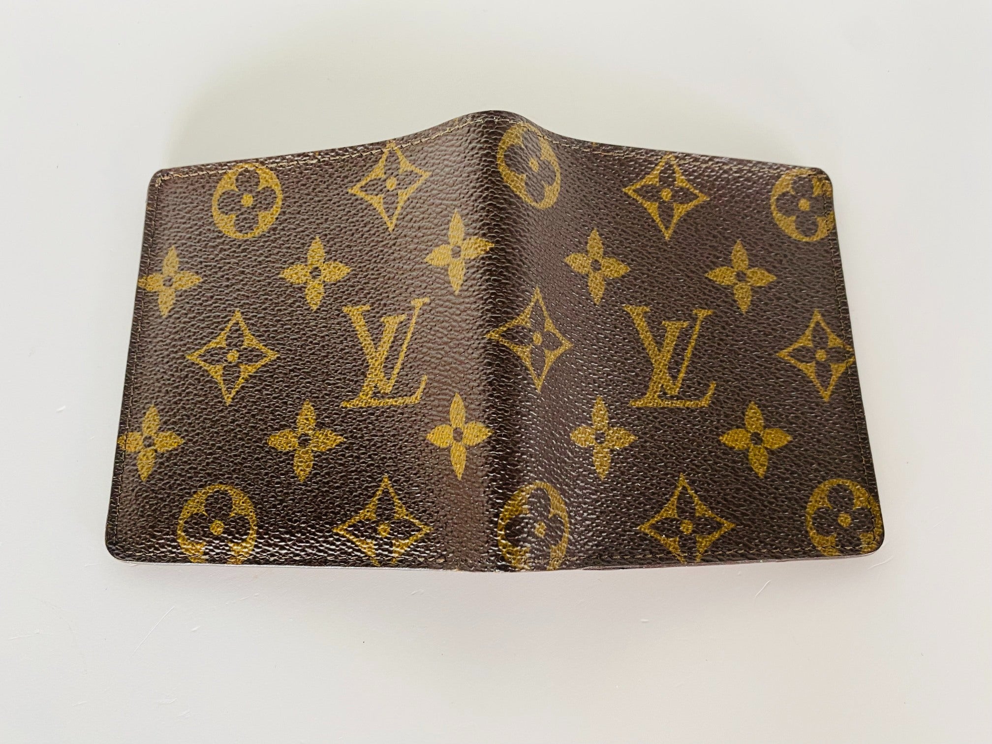 Louis Vuitton Porte-Billets 3 Card Wallet Monogram Canvas