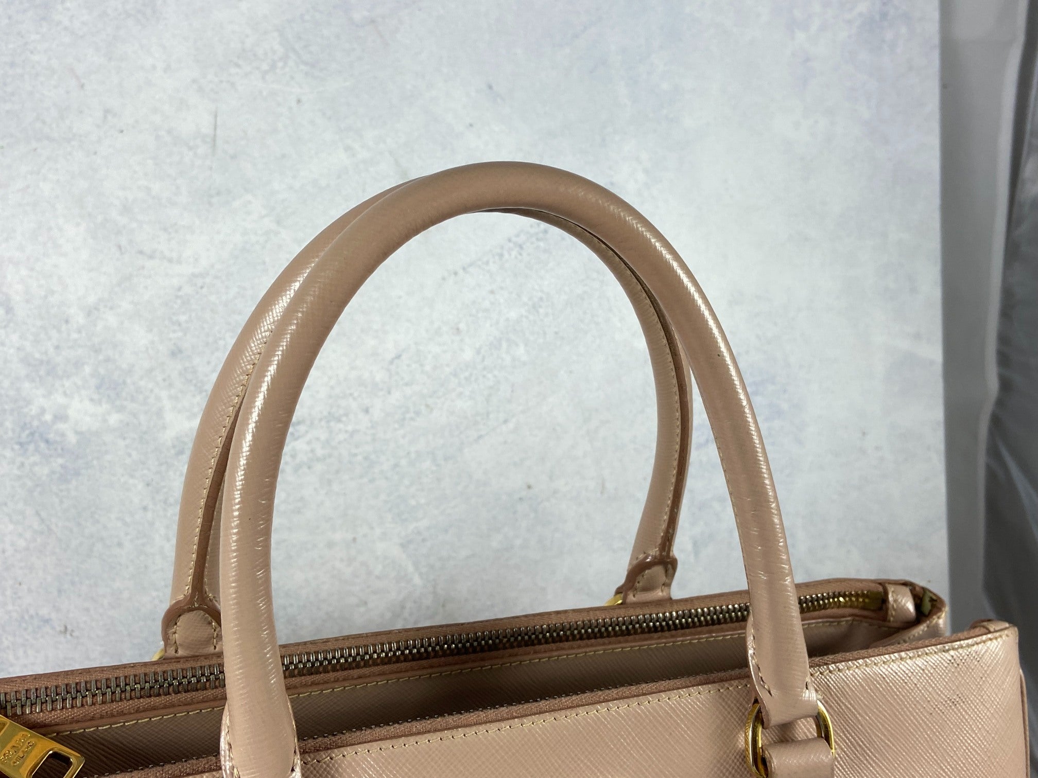 Prada Galleria Hand Bag Rose Saffiano Leather