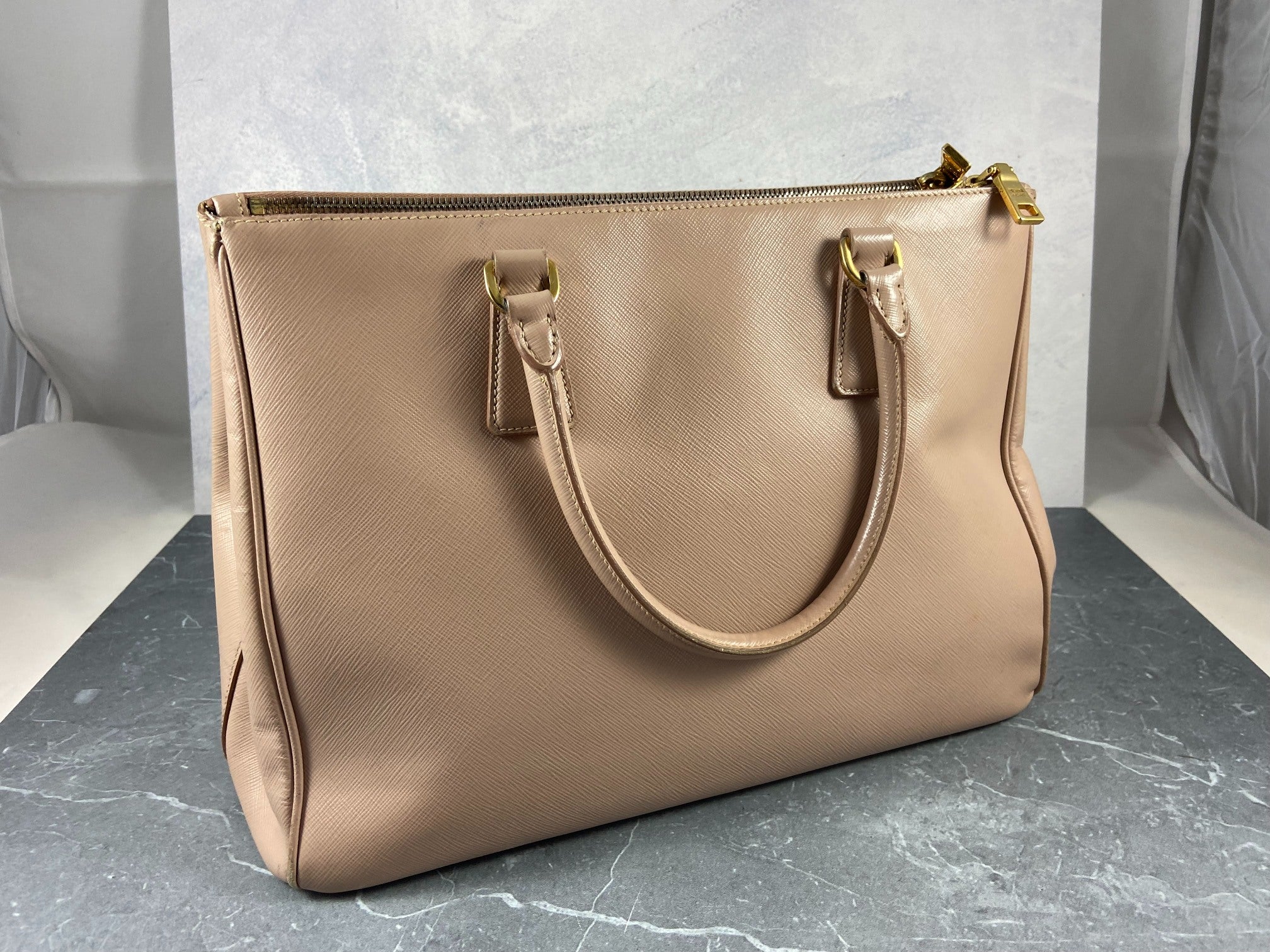 Prada Galleria Hand Bag Rose Saffiano Leather