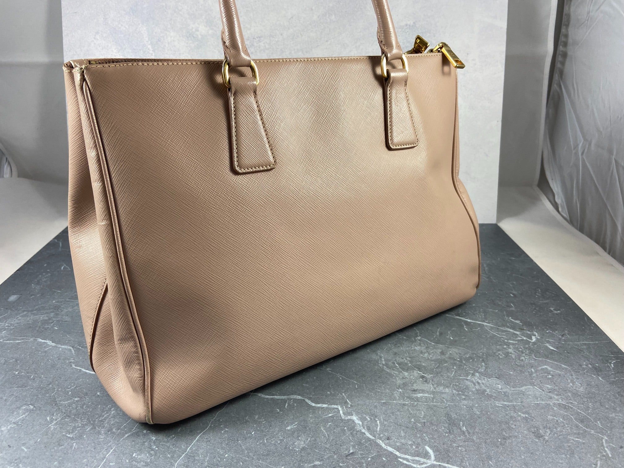 Prada Galleria Hand Bag Rose Saffiano Leather
