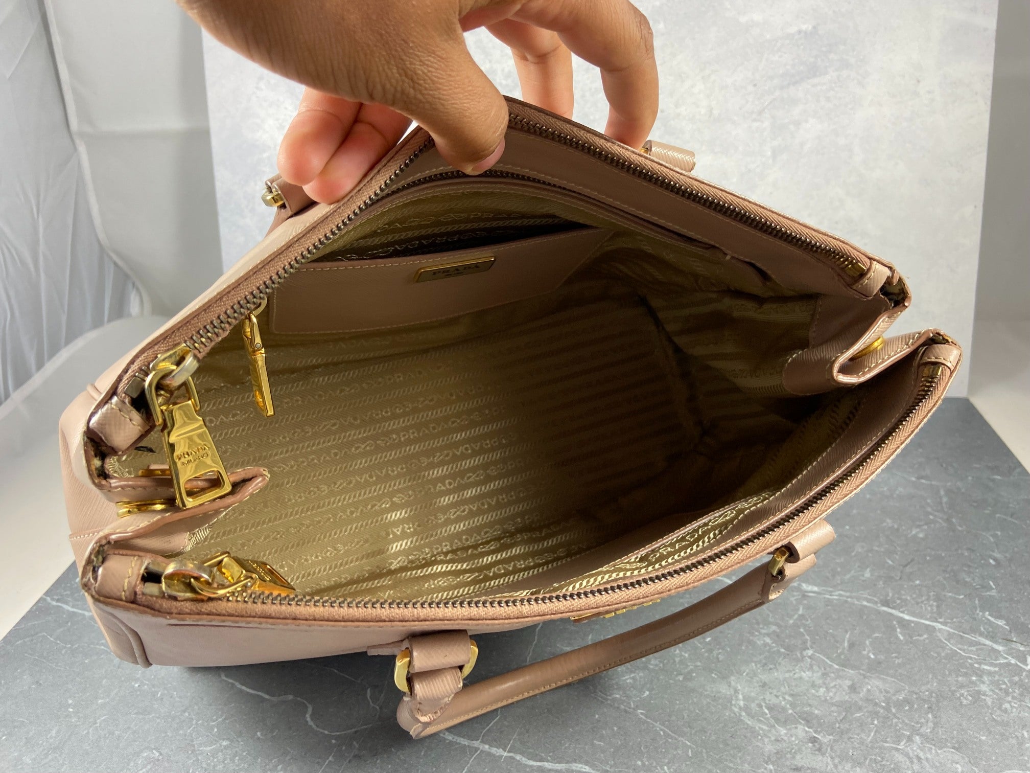 Prada Galleria Hand Bag Rose Saffiano Leather