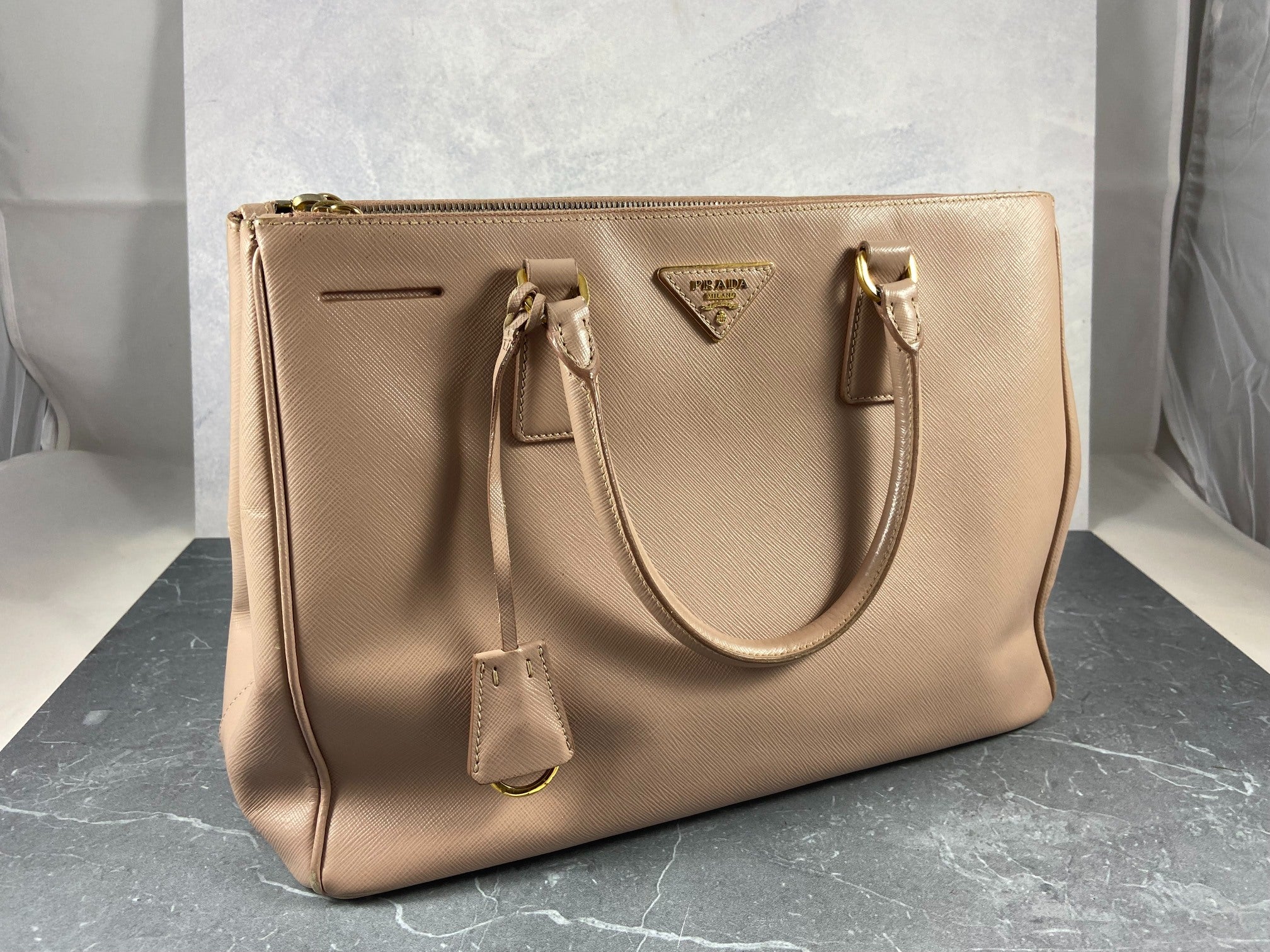 Prada Galleria Hand Bag Rose Saffiano Leather