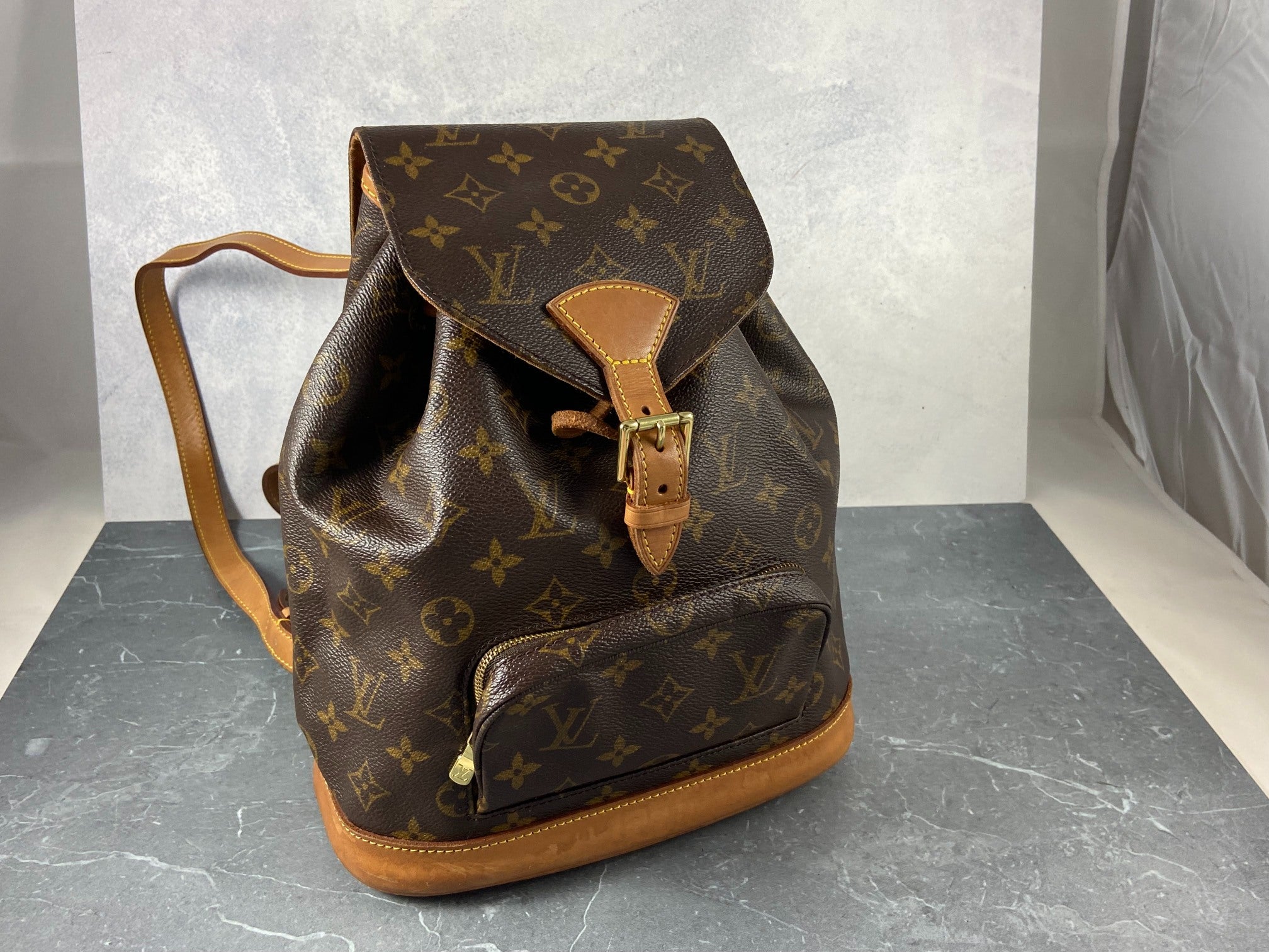 Louis Vuitton Montsouris MM Backpack Monogram Canvas
