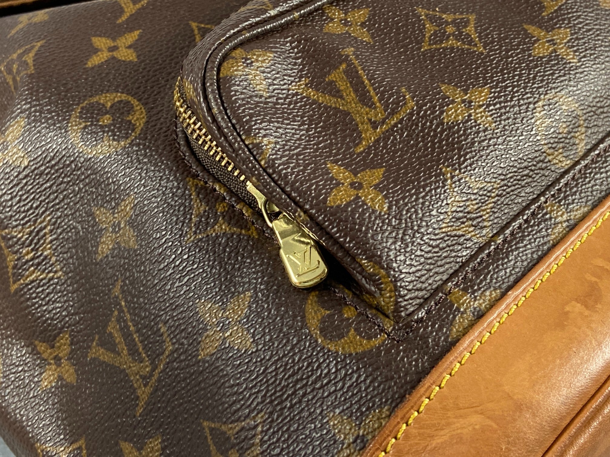 Louis Vuitton Montsouris MM Backpack Monogram Canvas
