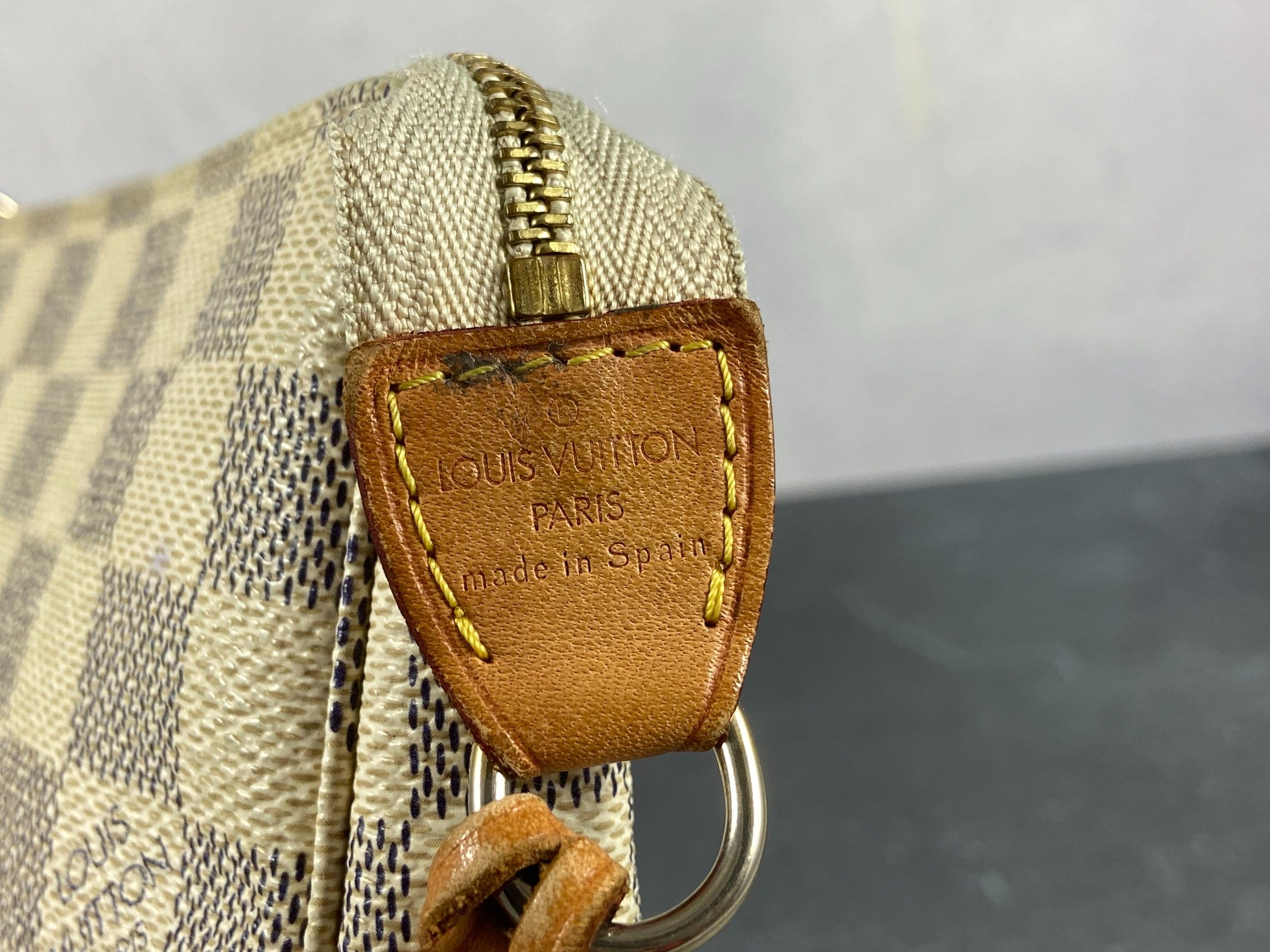 Louis Vuitton Pochette Accessoires Damier Azur Canvas