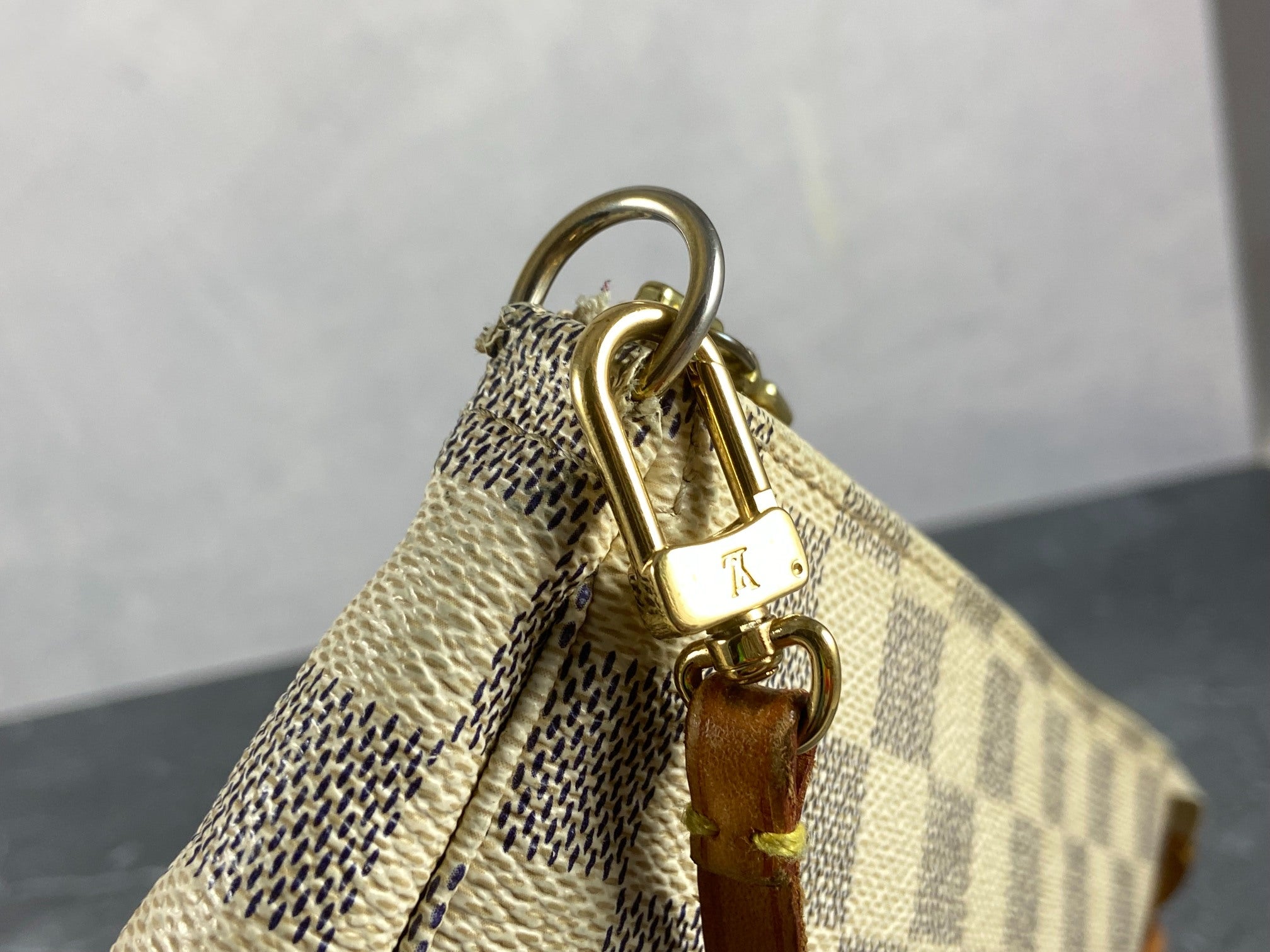 Louis Vuitton Pochette Accessoires Damier Azur Canvas