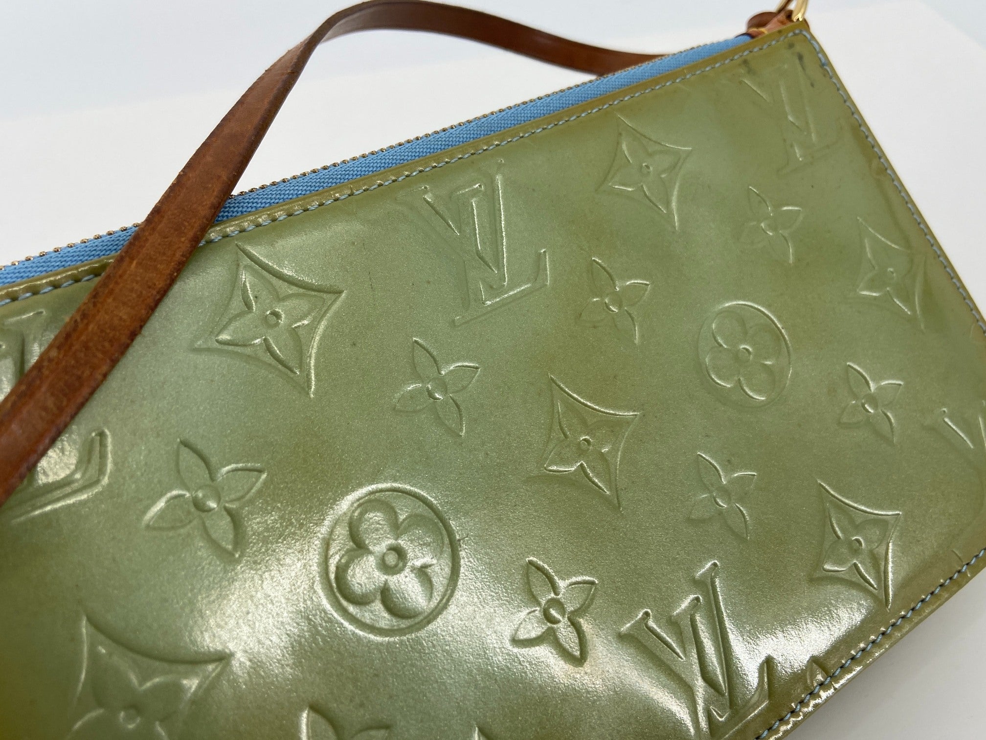 Louis Vuitton Pochette Lexington Green Vernis Monogram Leather