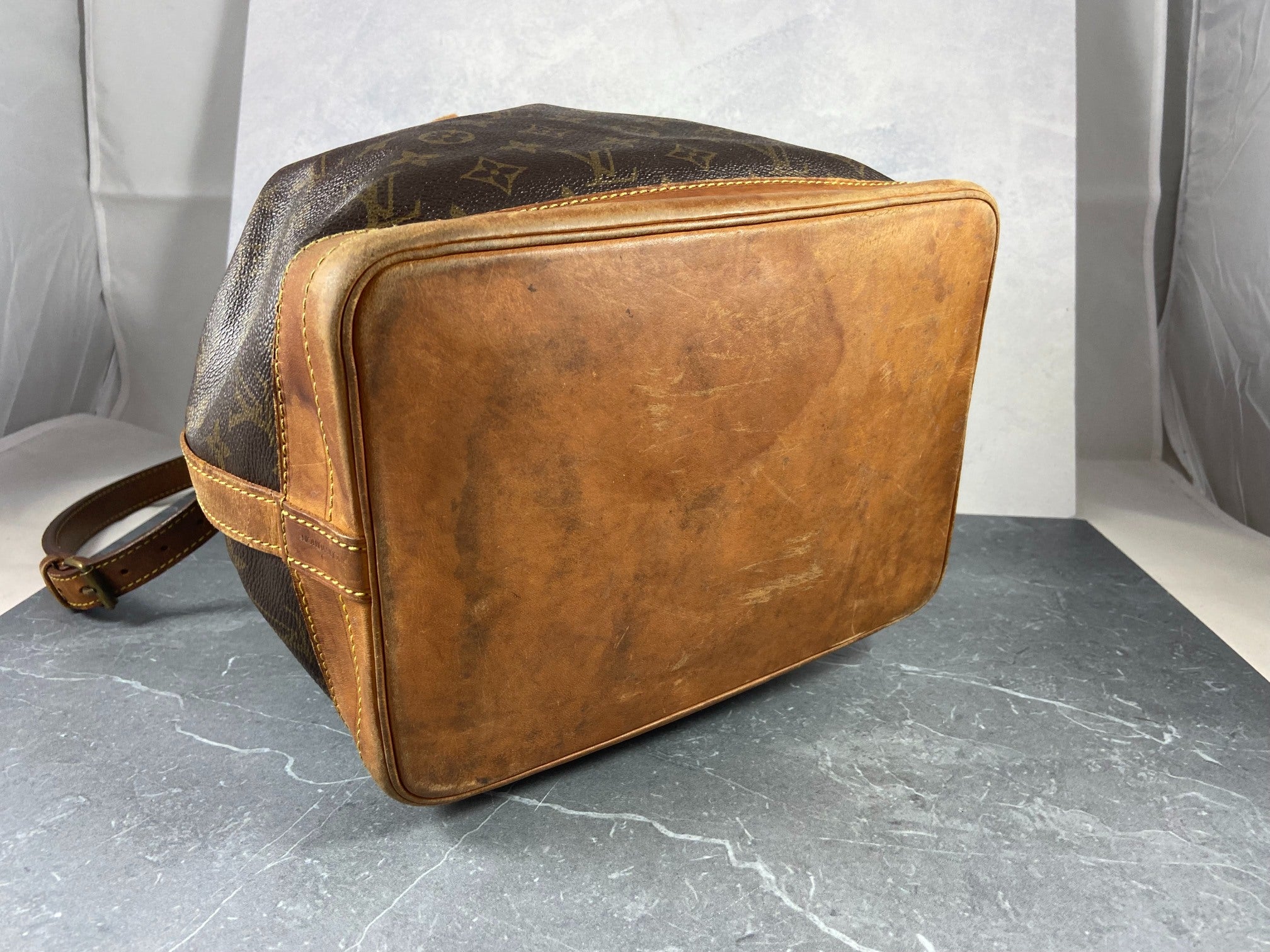 Louis Vuitton Sac Noé Grand Monogram Canvas