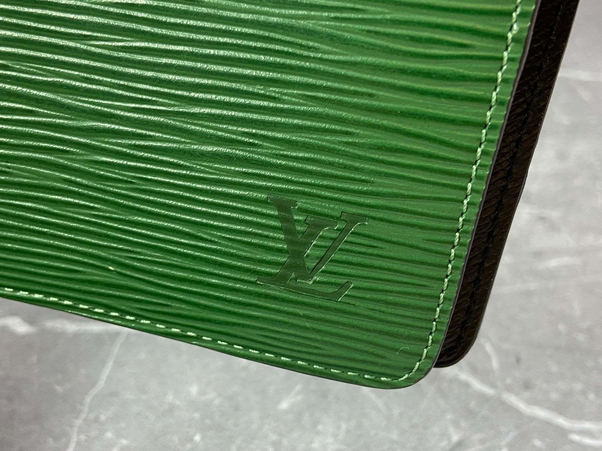 Louis Vuitton Agenda Fonctionnel MM Green Epi Leather