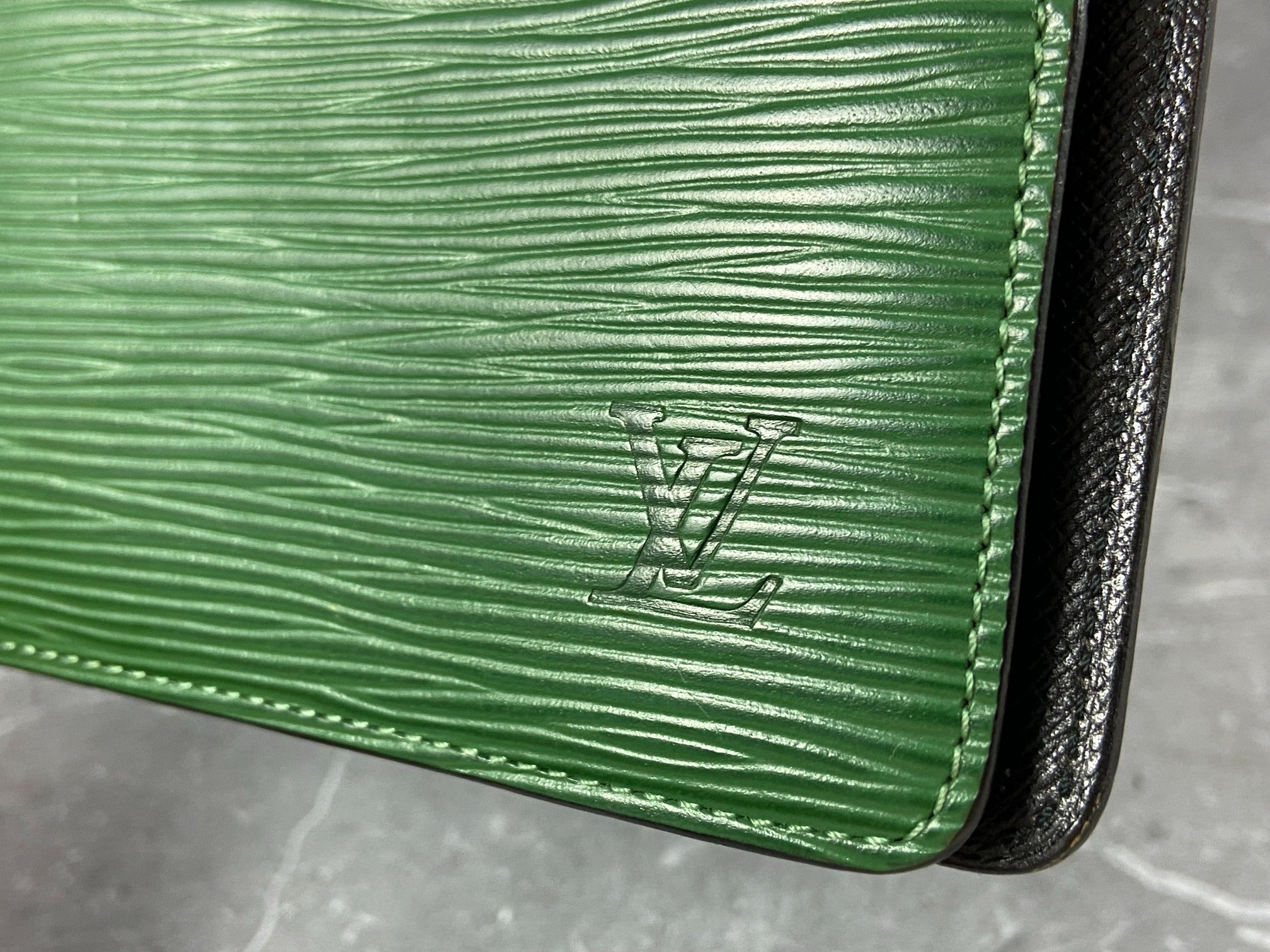 Louis Vuitton Agenda Fonctionnel MM Green Epi Leather