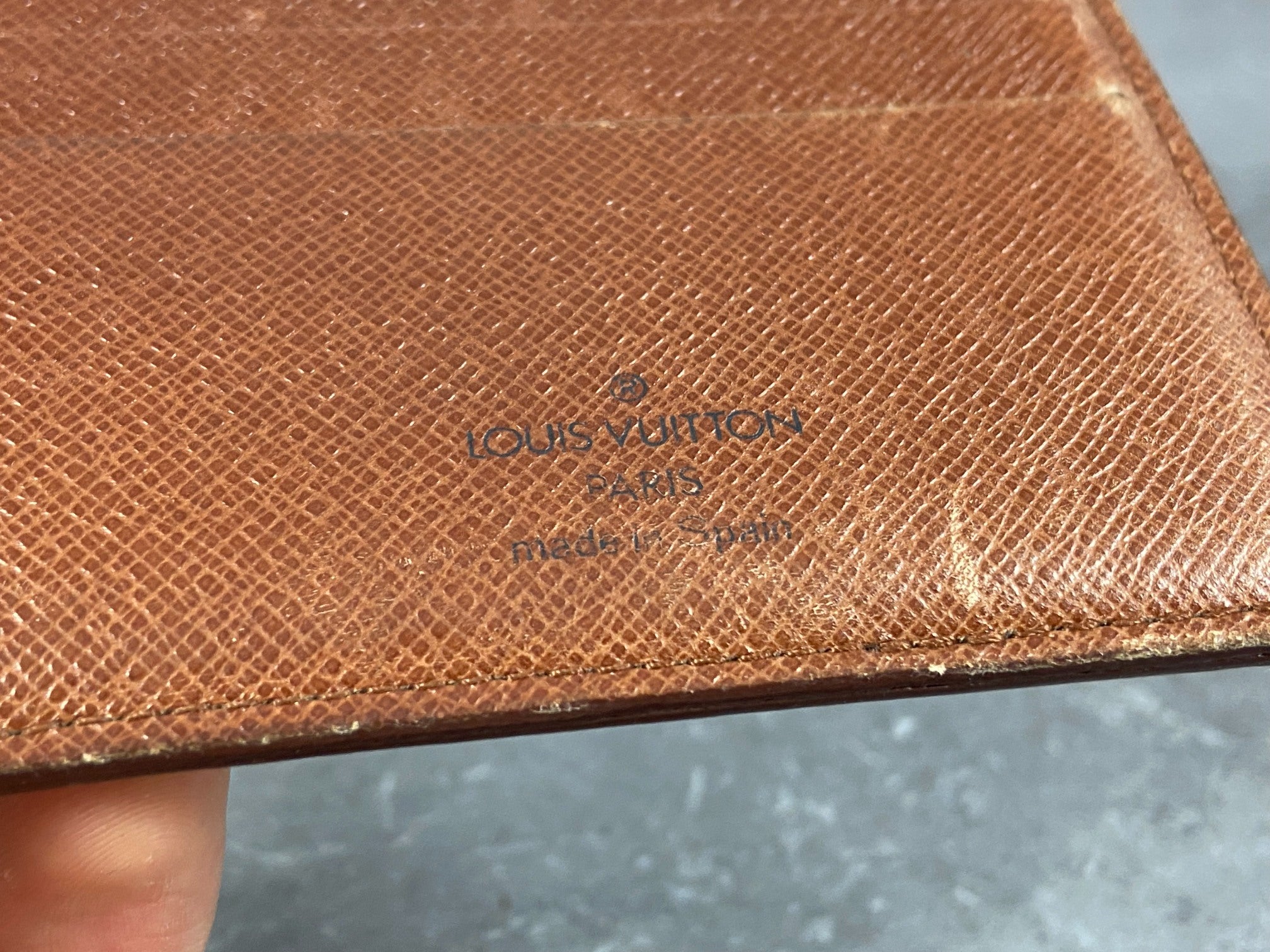 Louis Vuitton Porte-Billets 10 Card Wallet Monogram Canvas