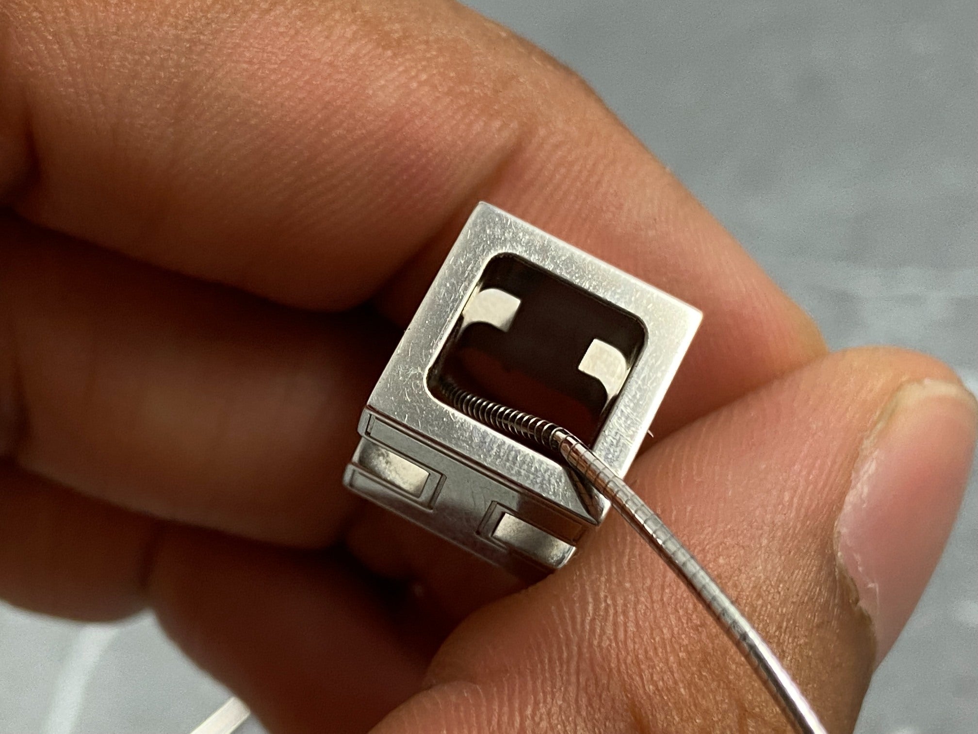 Hermès Cage d'H Necklace Silver / Pink incl. Box