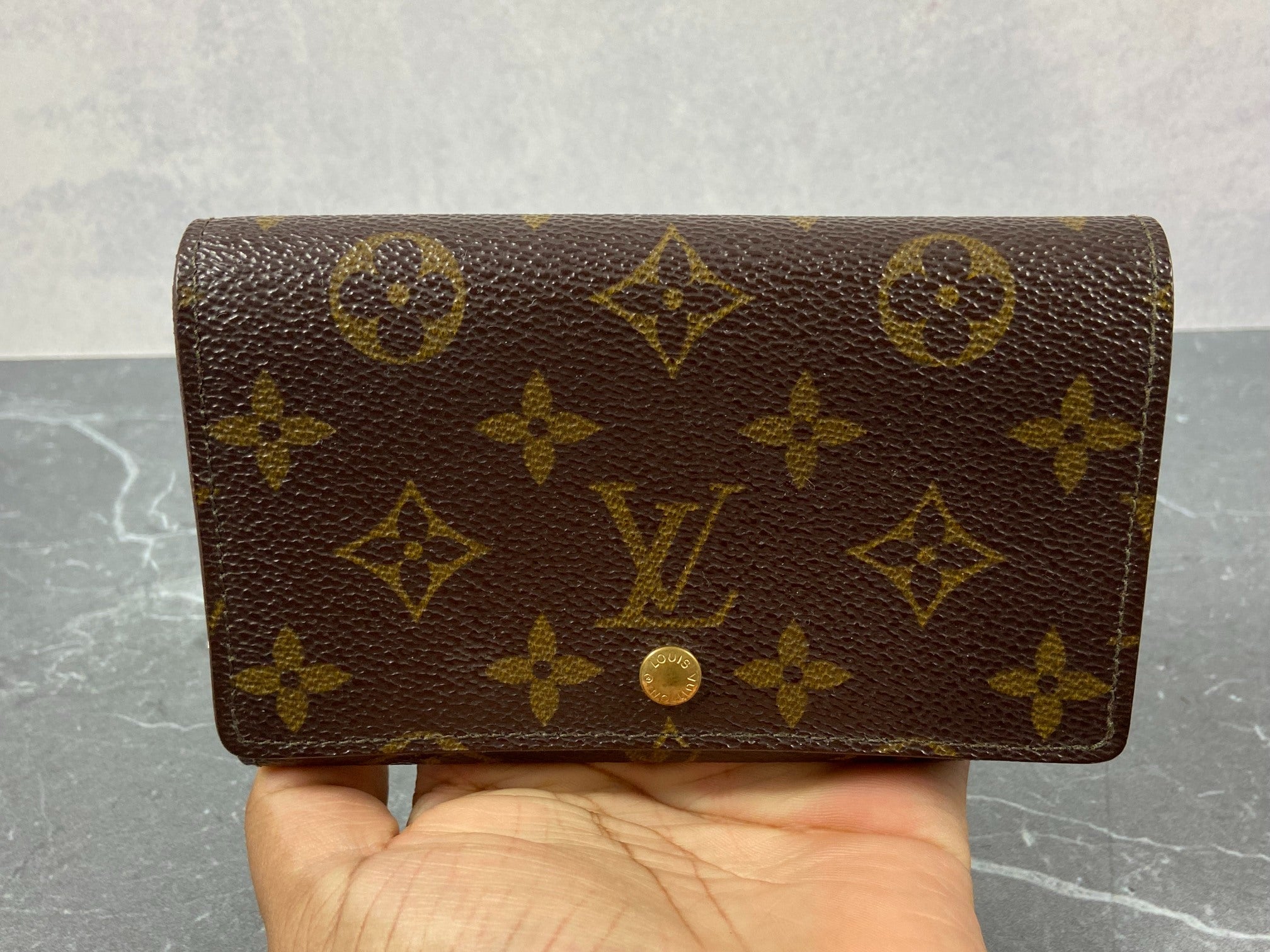 Louis Vuitton Porte-Monnaie Tresor Monogram Canvas