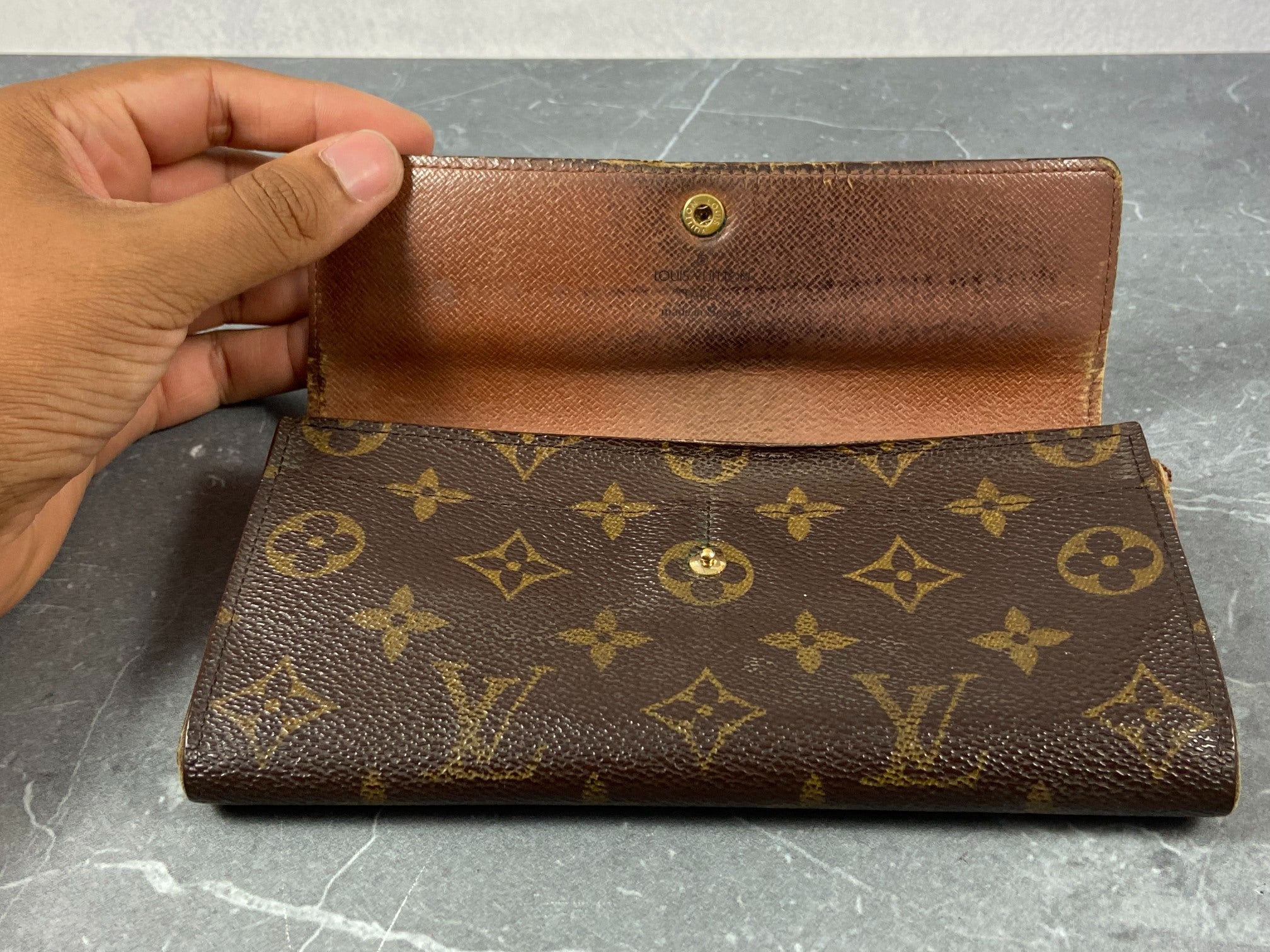 Louis Vuitton Sarah Wallet Monogram Canvas